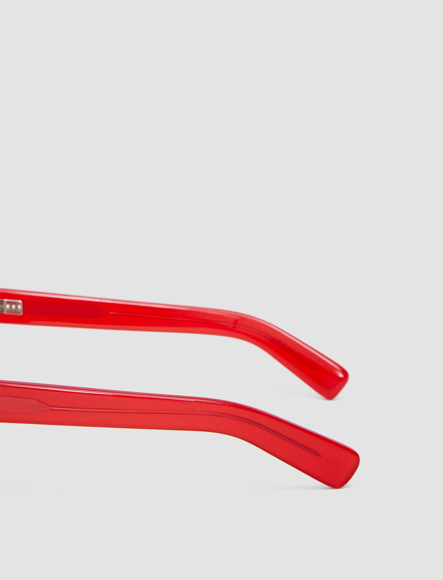 red-round-sunglasses-JOSEPH