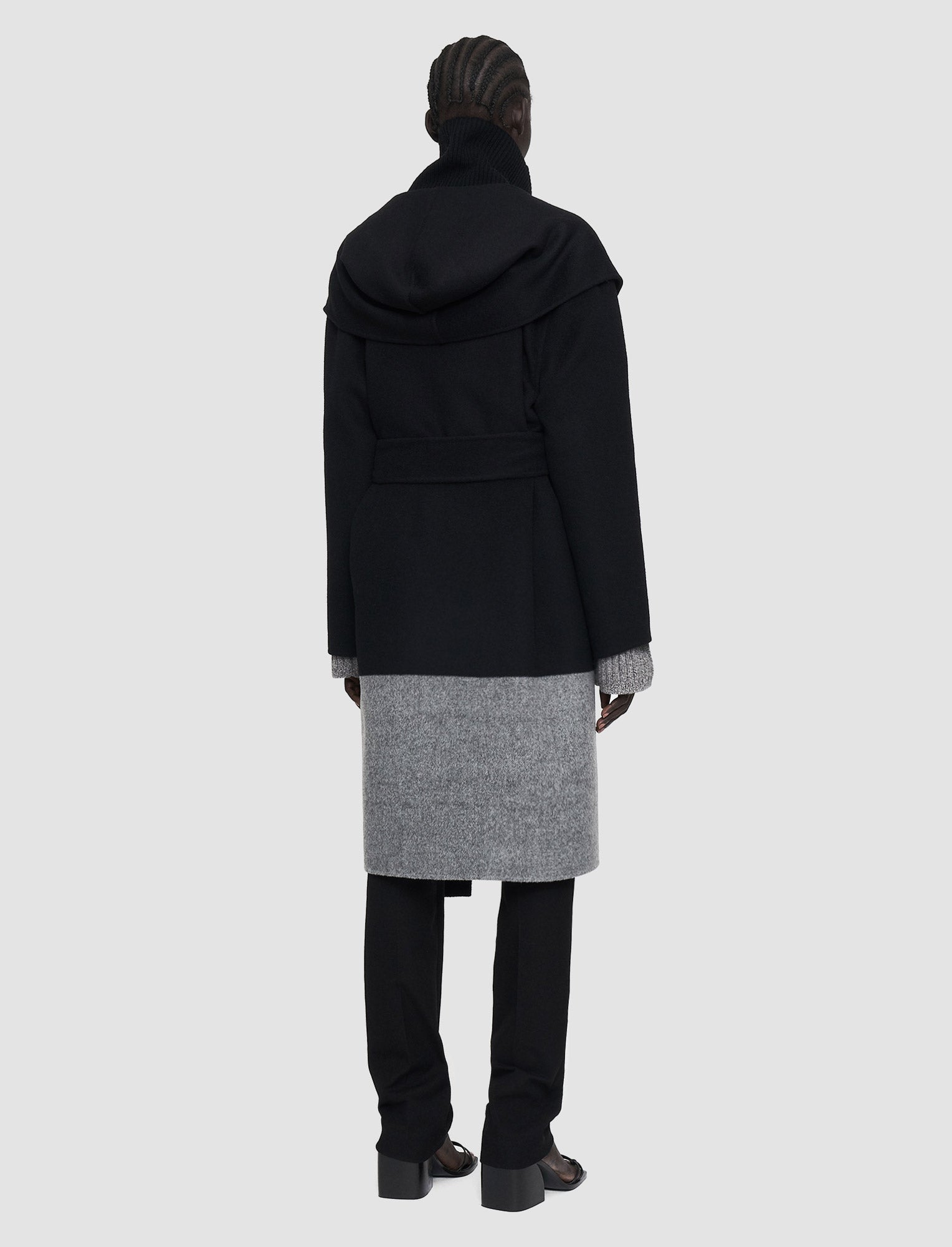 noir-manteau-aga-reversible-en-color-block-double-face-JOSEPH