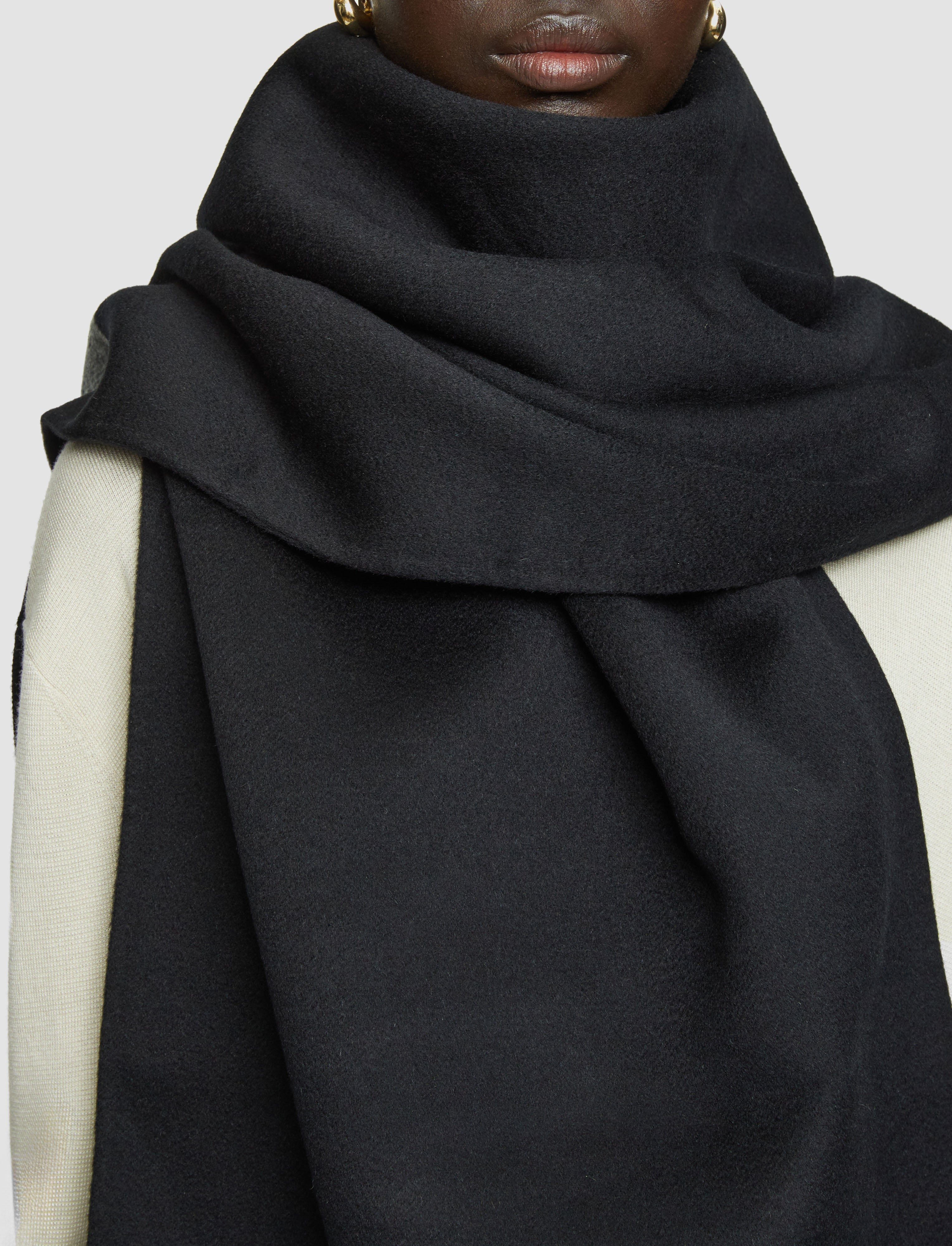 black-double-face-wool-colourblock-scarf-JOSEPH