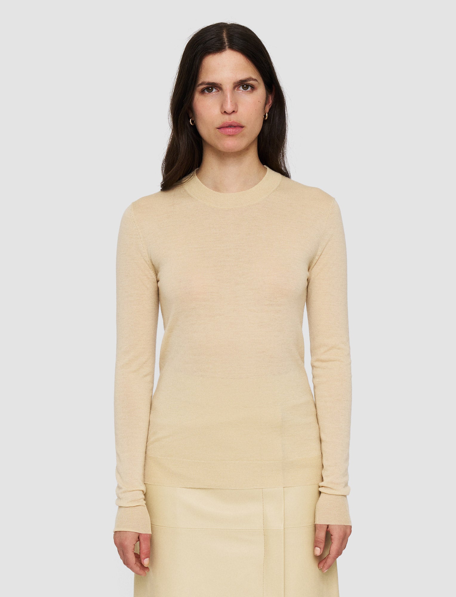 beige-pull-col-rond-en-cashair-JOSEPH