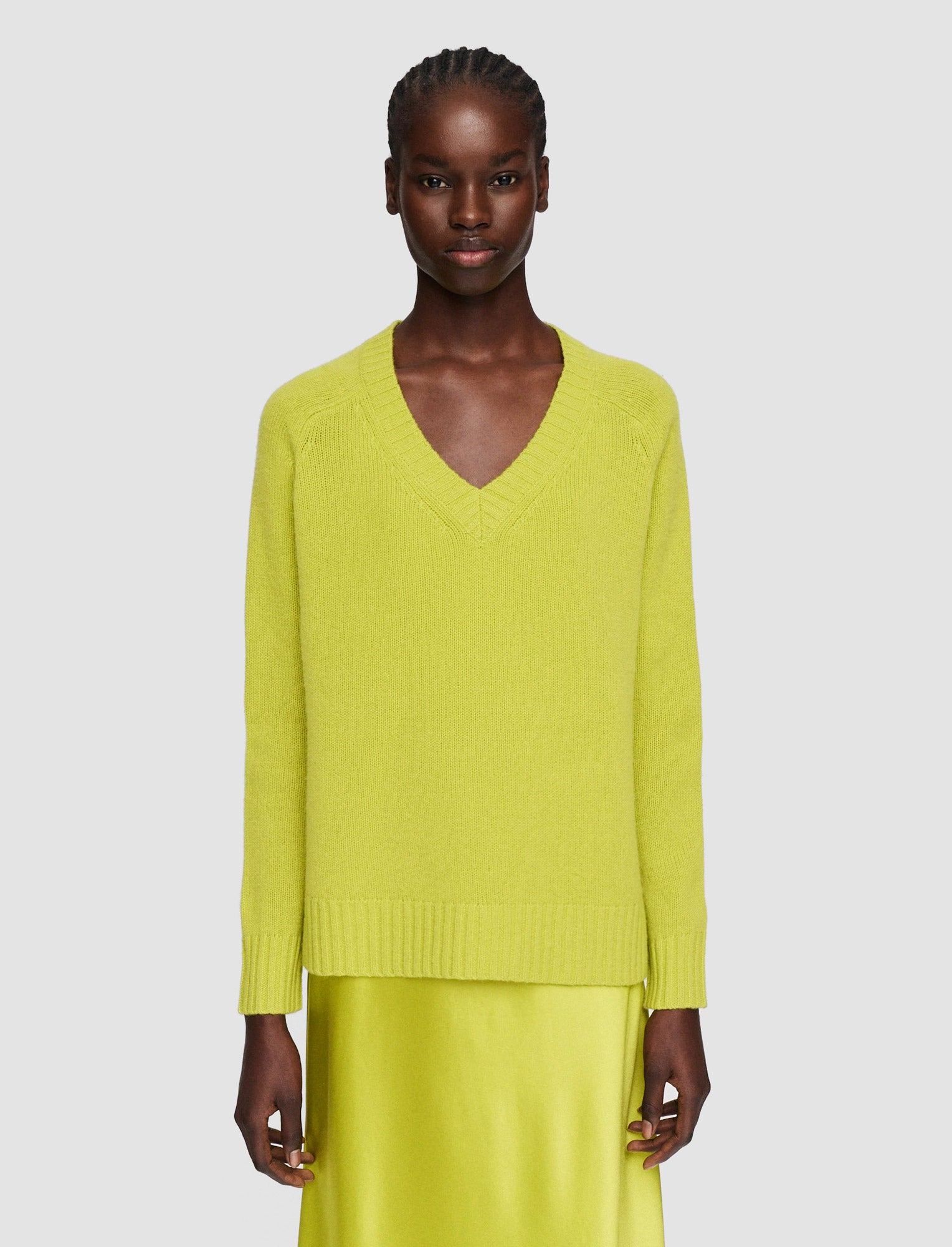 green-open-cashmere-v-neck-jumper-JOSEPH