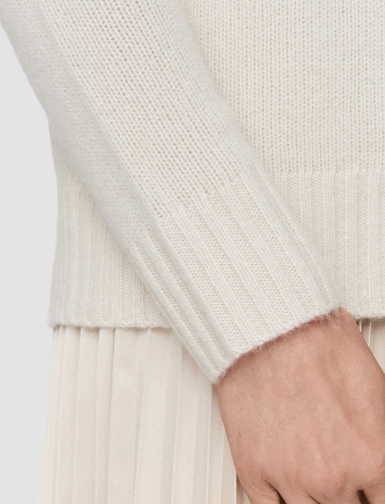 beige-open-cashmere-v-neck-jumper-JOSEPH