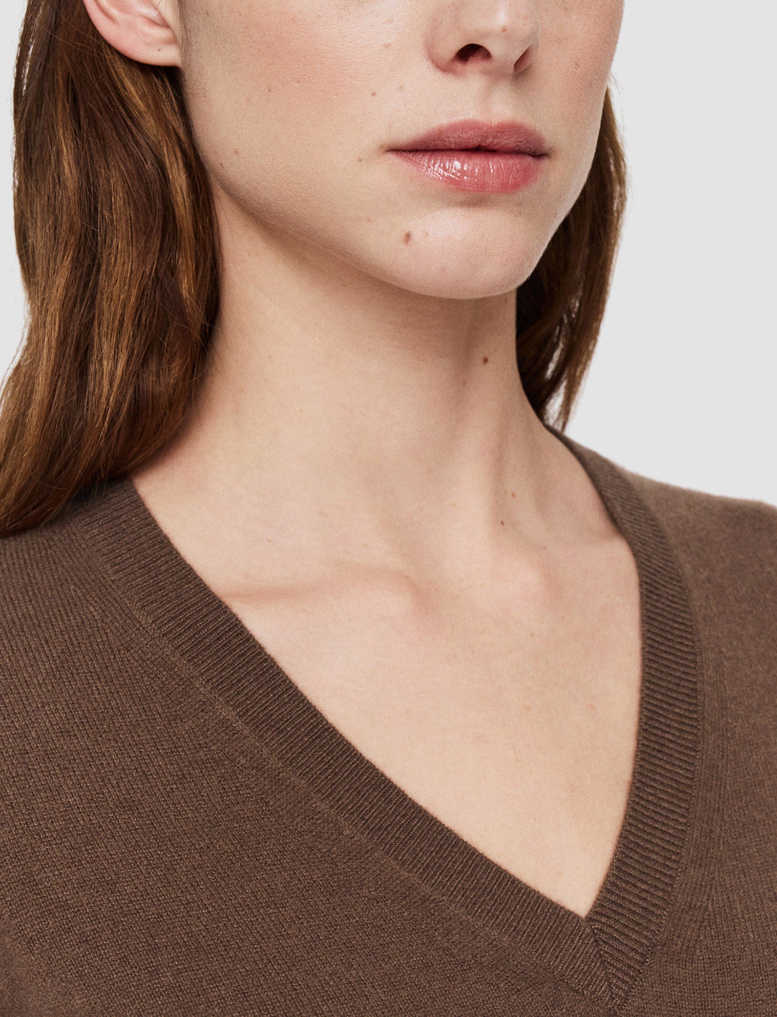 brown-light-pure-cashmere-v-neck-jumper-JOSEPH