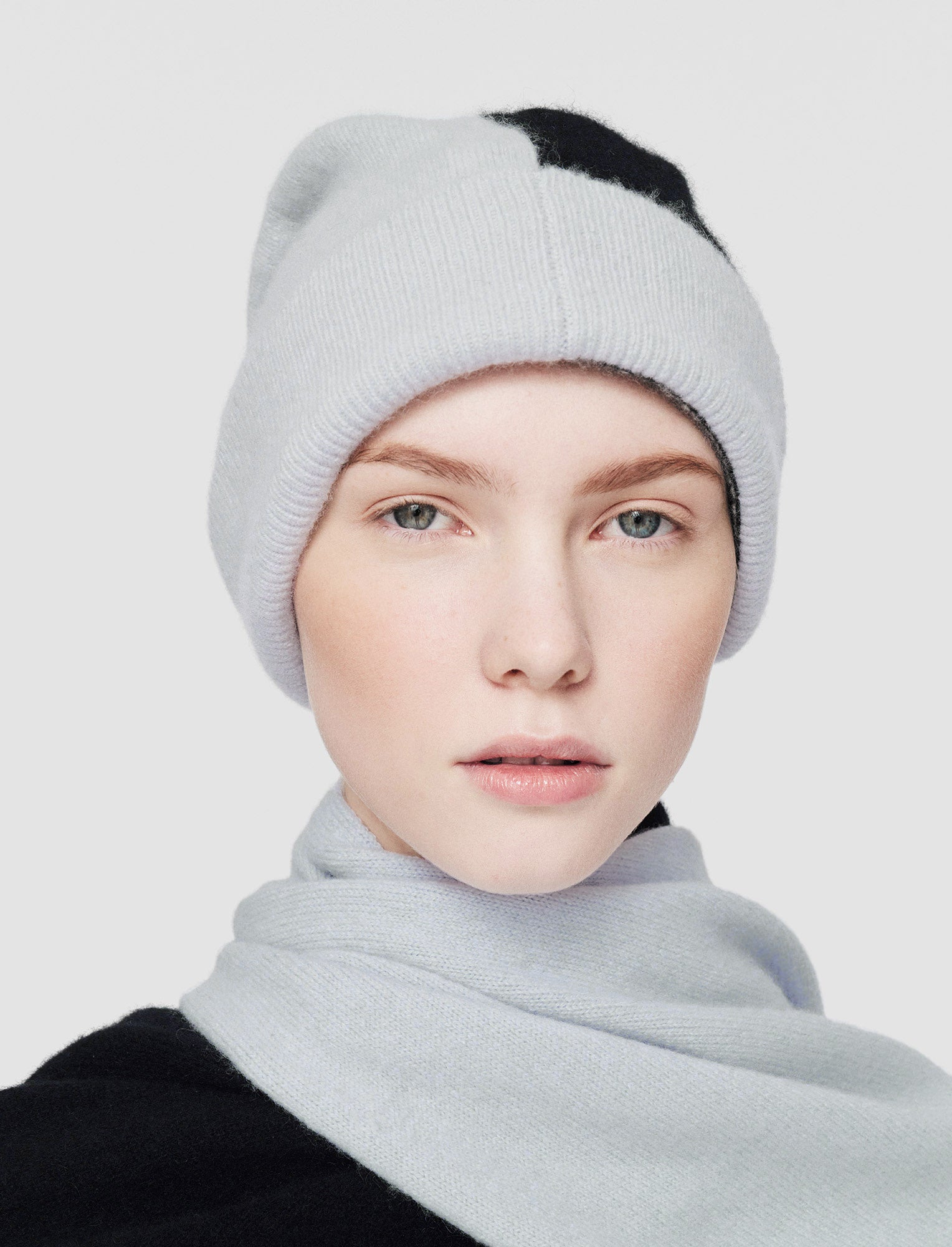 blue-brushed-cashmere-hat-JOSEPH