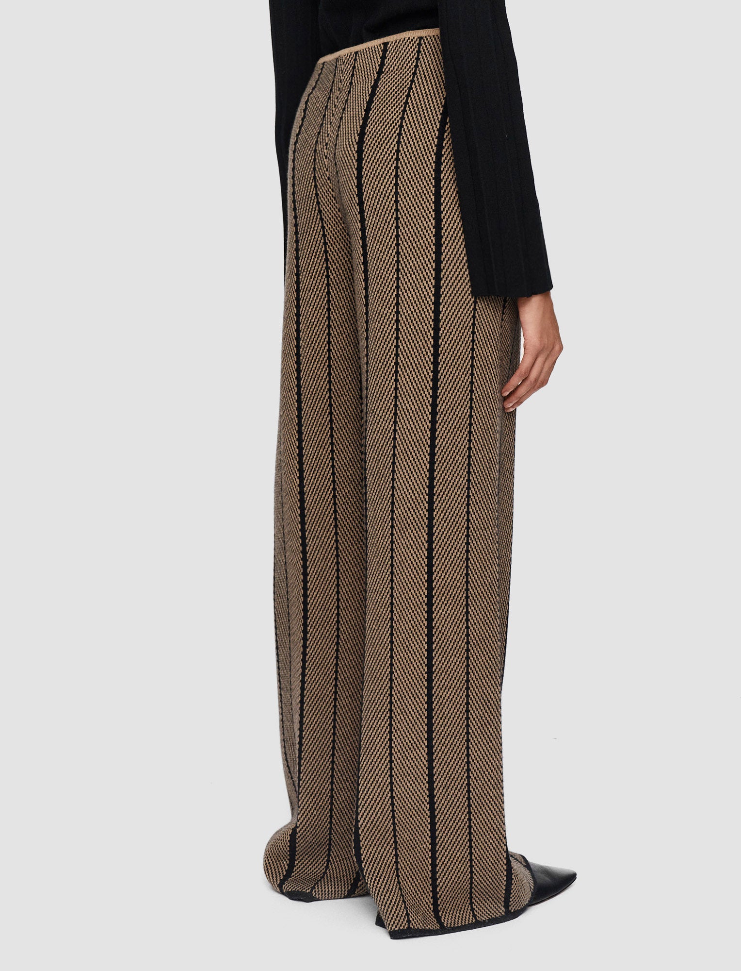 multicolour-chevron-jacquard-knitted-trousers-JOSEPH