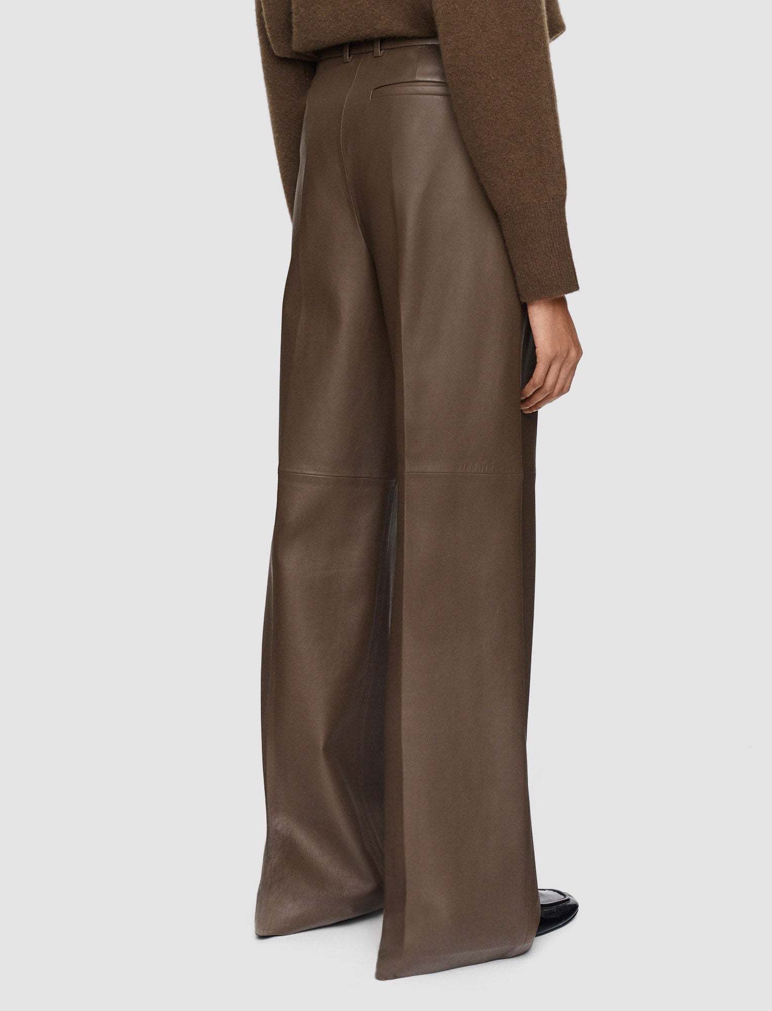 marron-pantalon-alana-en-cuir-nappa-JOSEPH