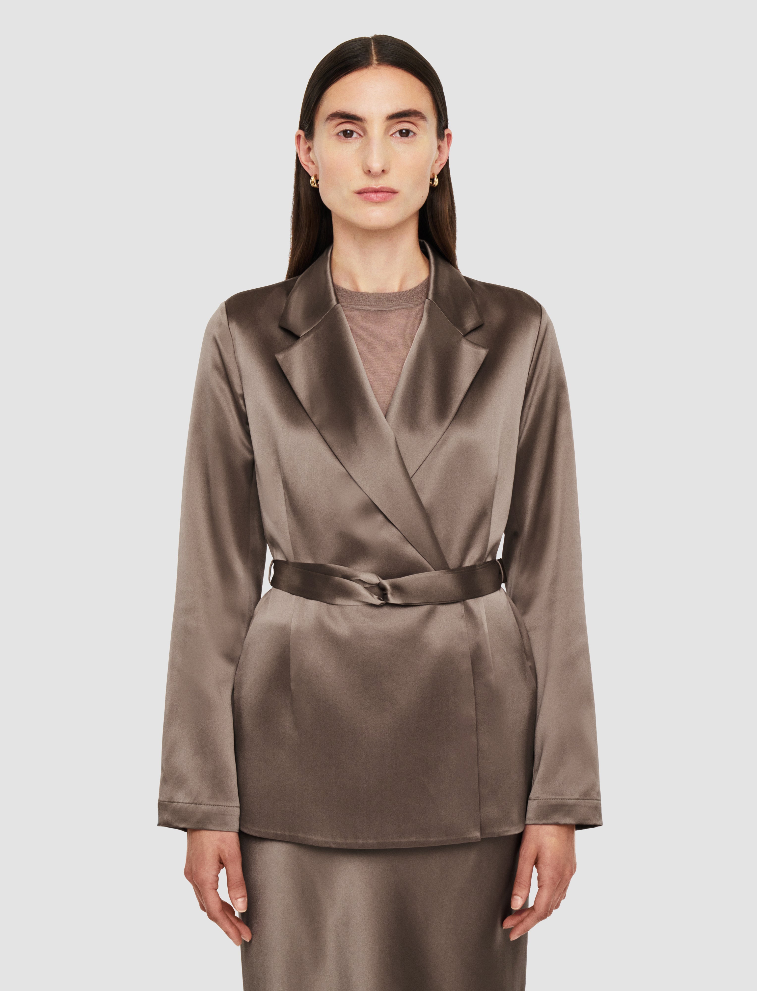 gris-veste-joubert-en-satin-de-soie-JOSEPH