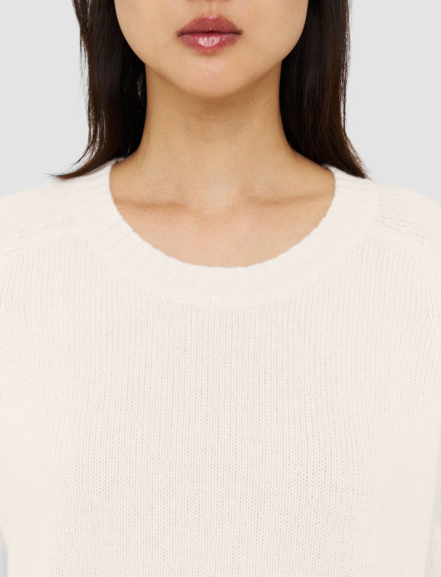 blanc-pull-col-rond-en-cachemire-JOSEPH