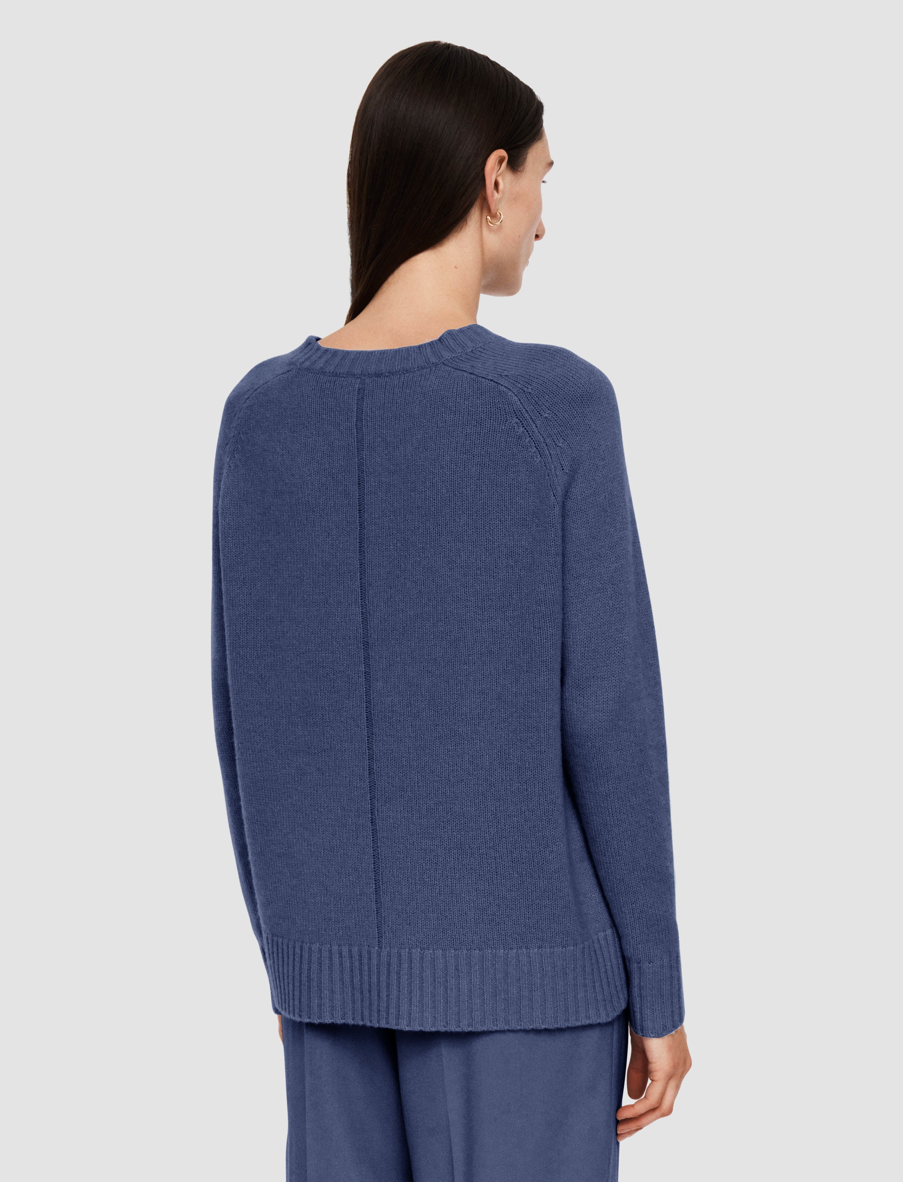 bleu-pull-col-rond-en-cachemire-JOSEPH