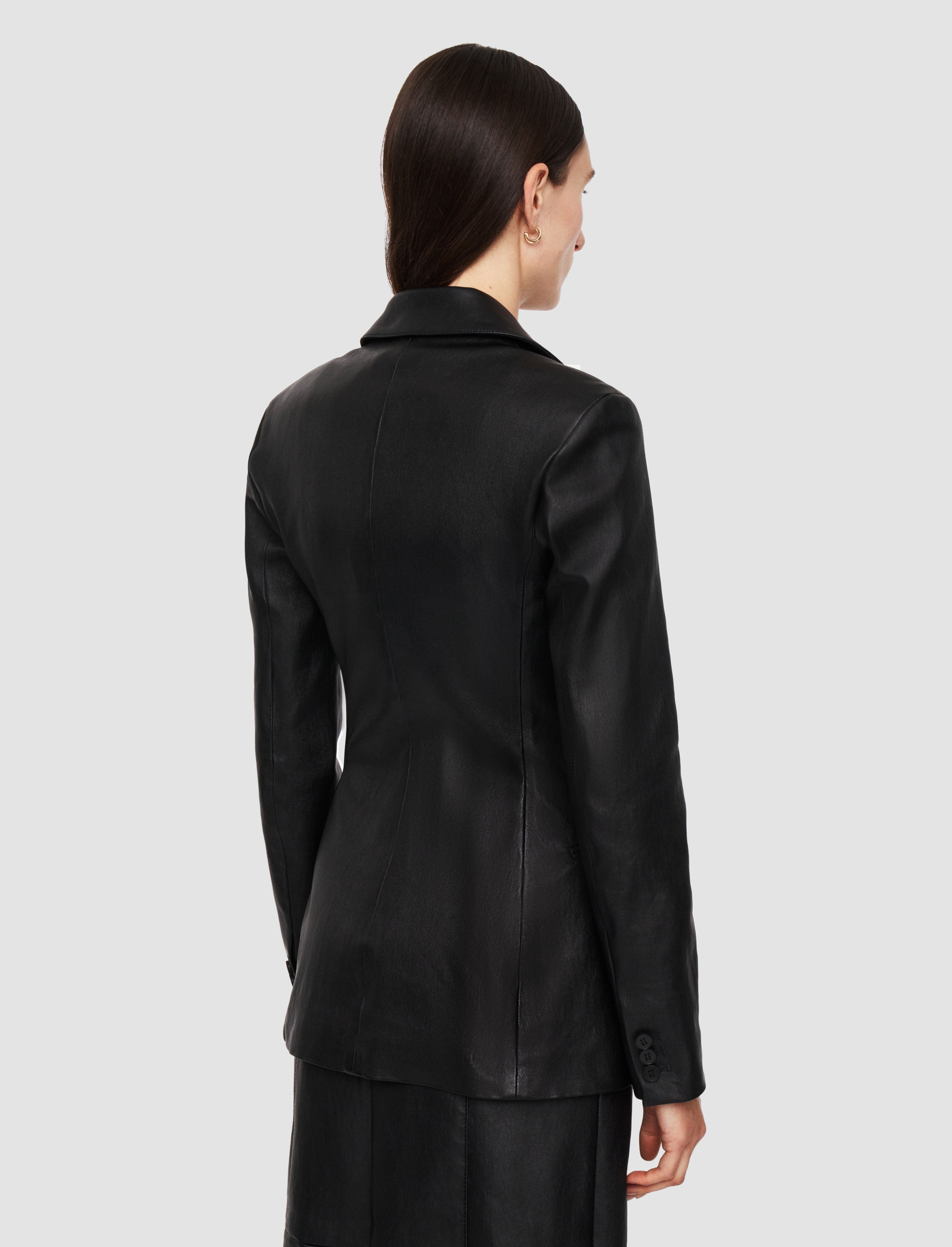 noir-veste-pascal-en-cuir-stretch-JOSEPH