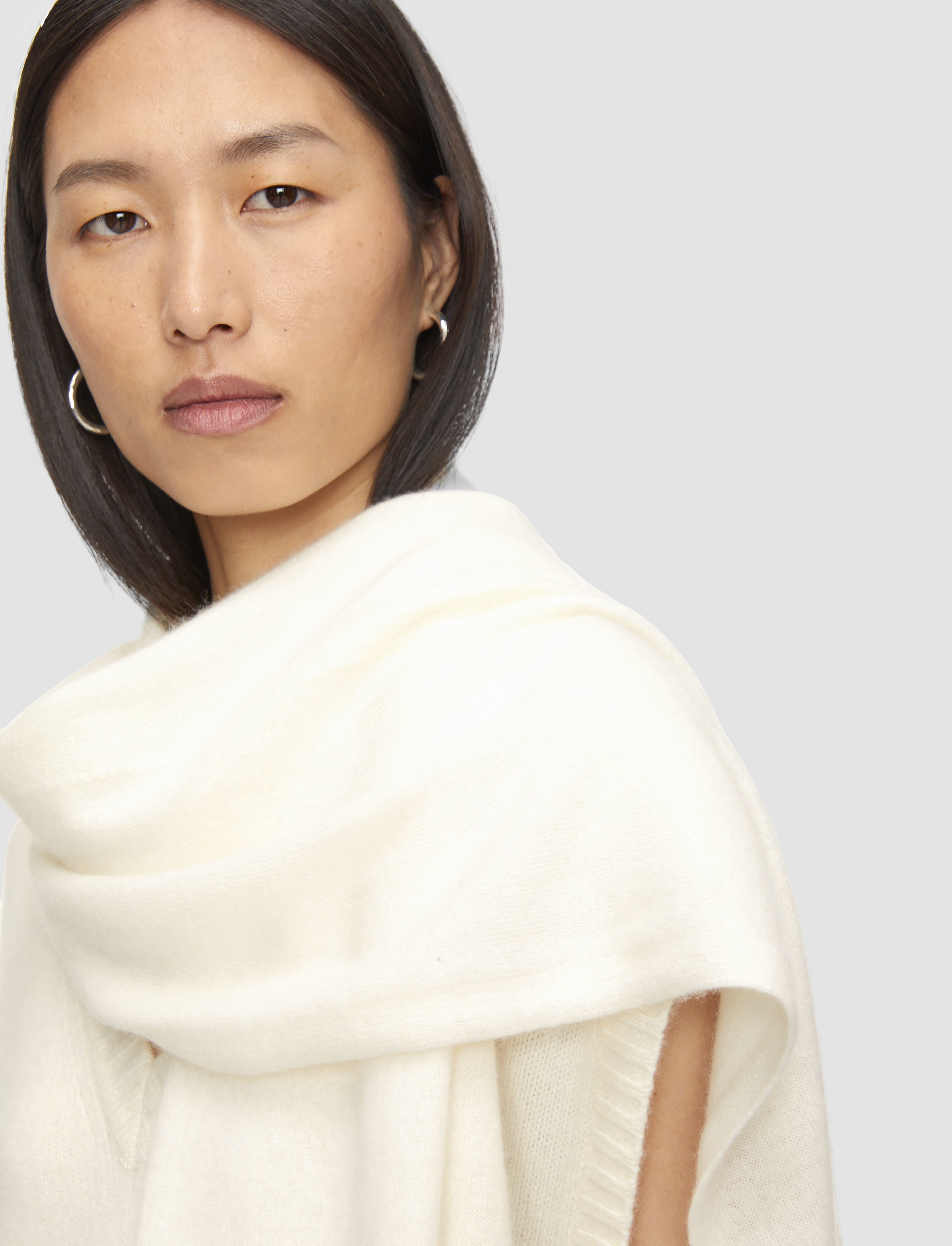 white-light-pure-cashmere-scarf-JOSEPH