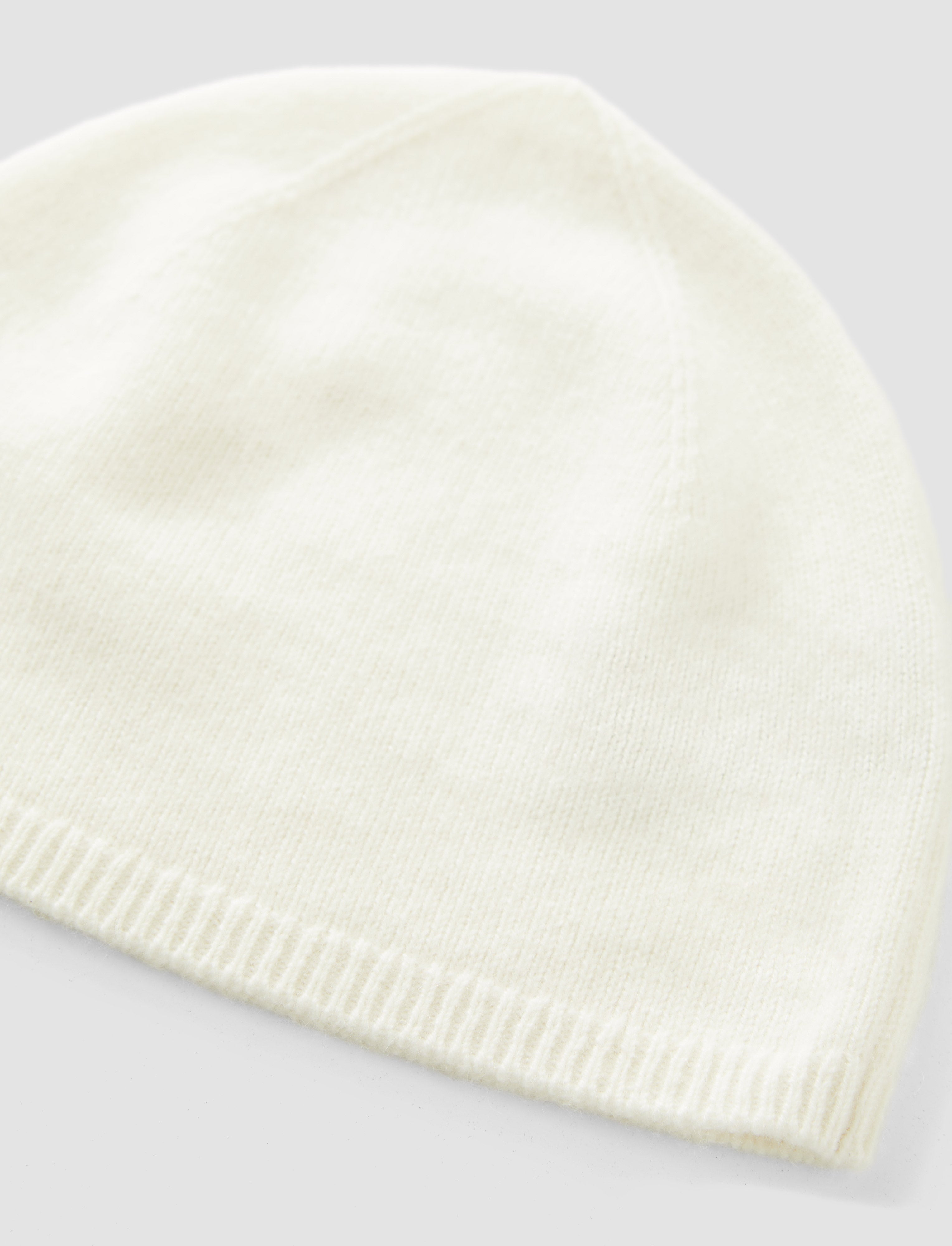 white-light-pure-cashmere-hat-JOSEPH