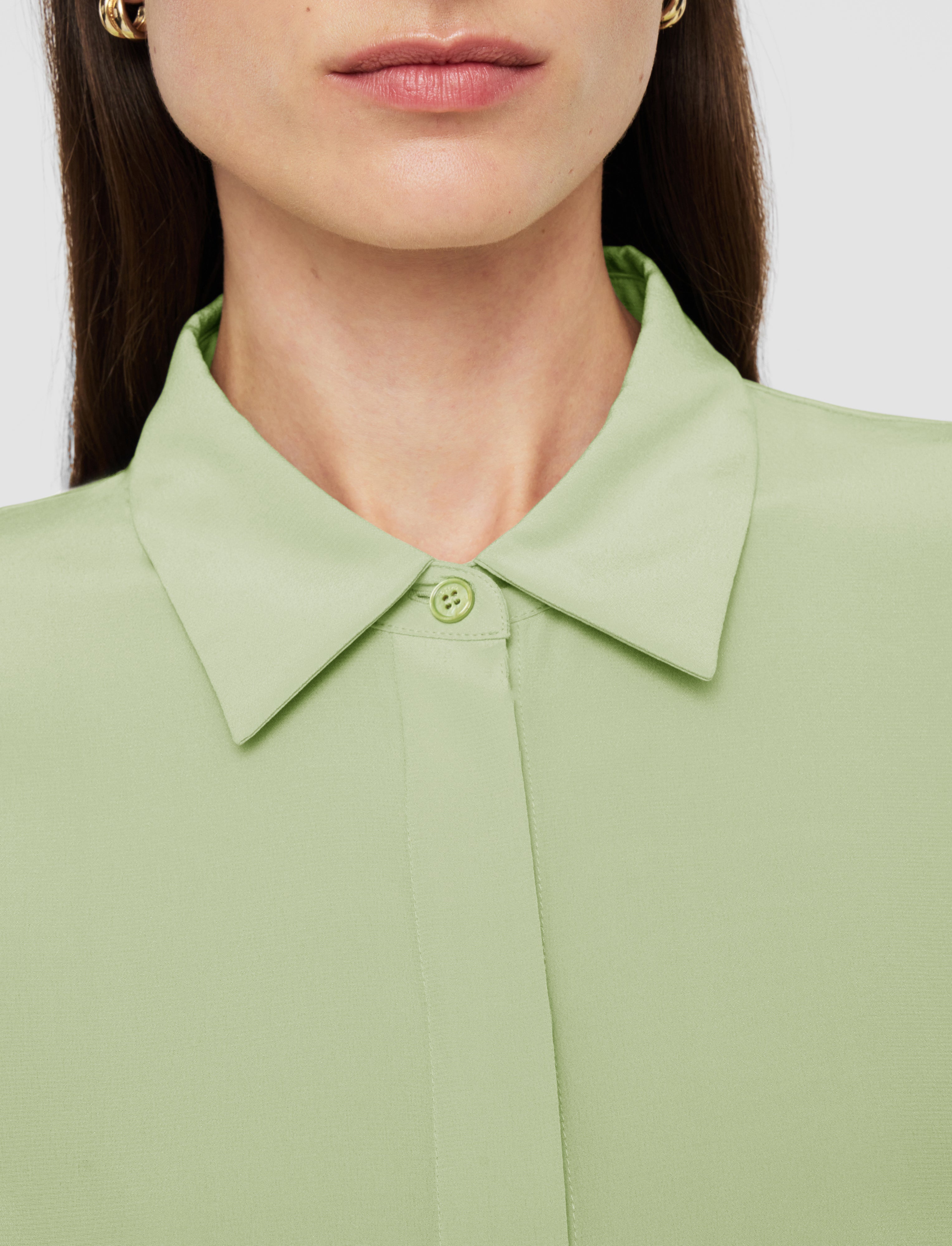 green-bold-crepe-de-soie-silk-blouse-JOSEPH