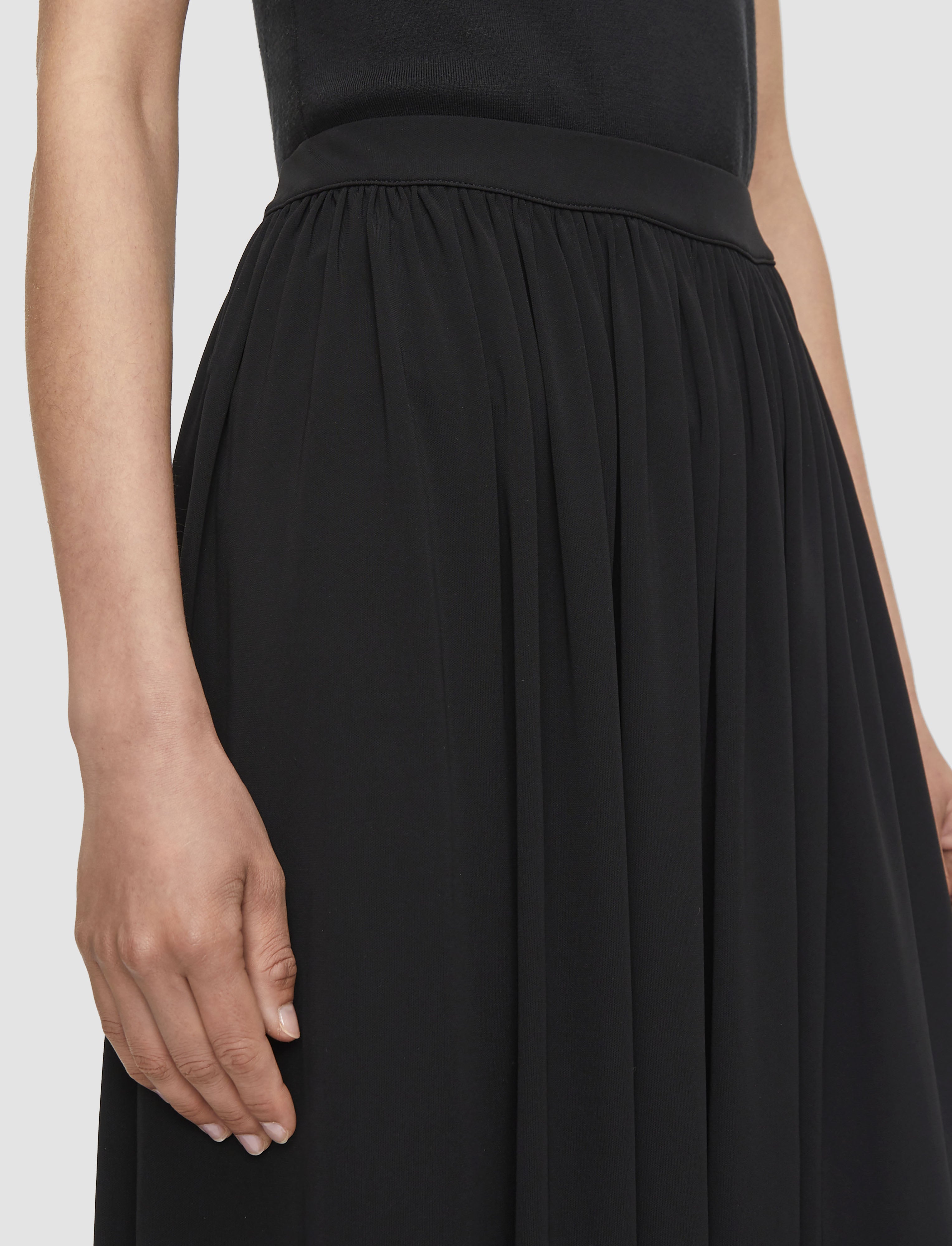 black-vidal-crepe-jersey-skirt-JOSEPH