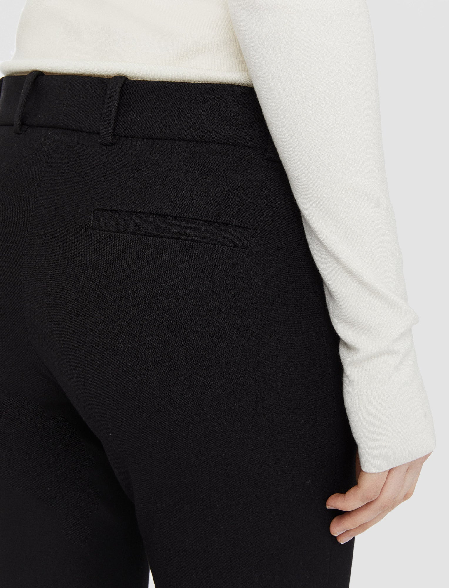 noir-pantalon-new-eliston-en-gabardine-stretch-JOSEPH