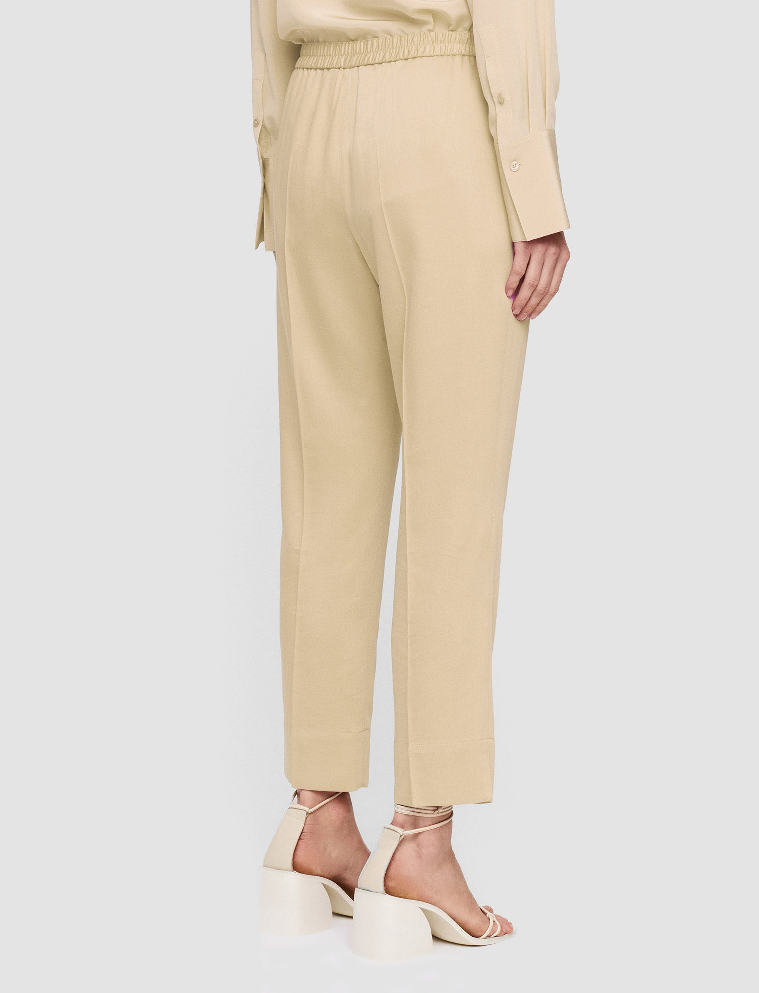 beige-pantalon-tottenham-en-viscose-douce-JOSEPH