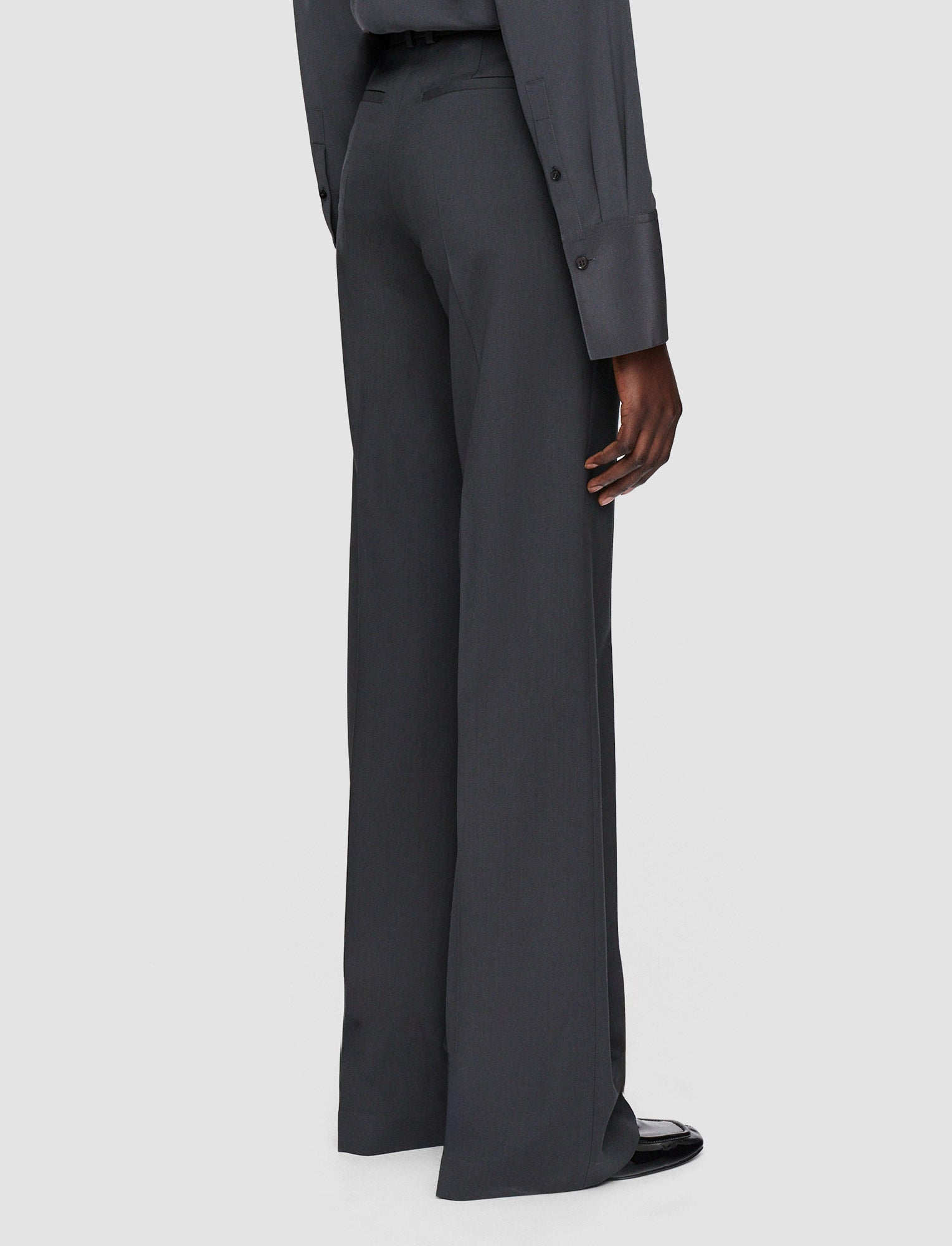 gris-pantalon-morissey-en-laine-stretch-JOSEPH