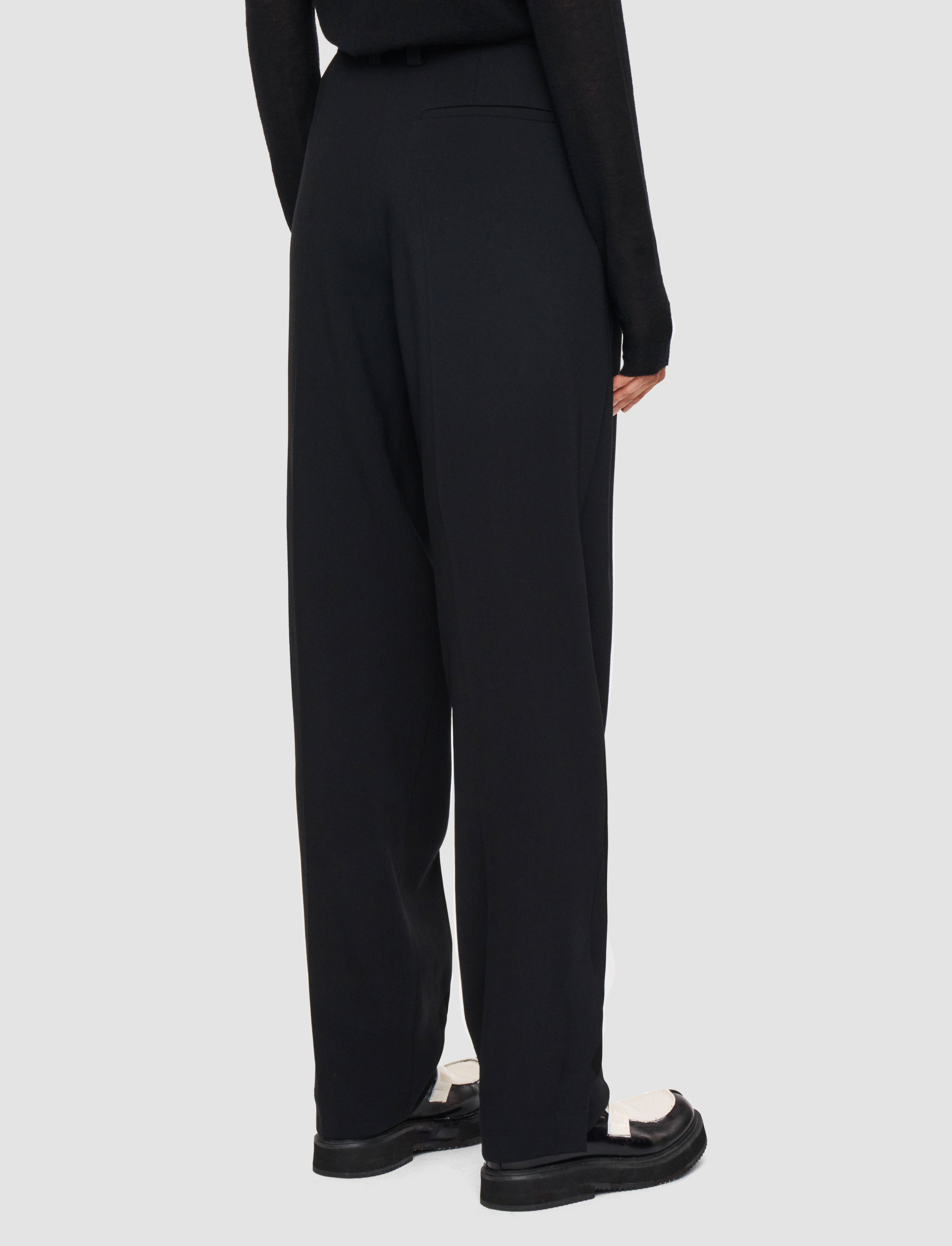 noir-pantalon-alexis-en-laine-sergee-fluide-JOSEPH