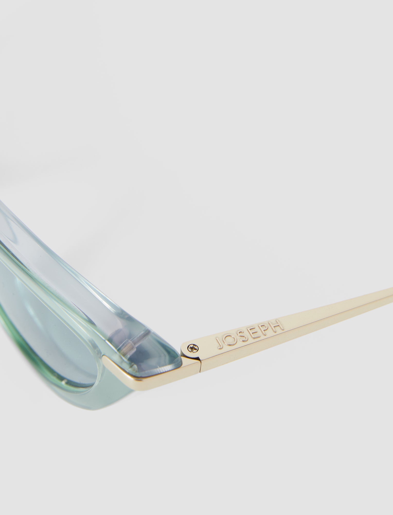 緑-laarous-キャットアイサングラス-JOSEPH