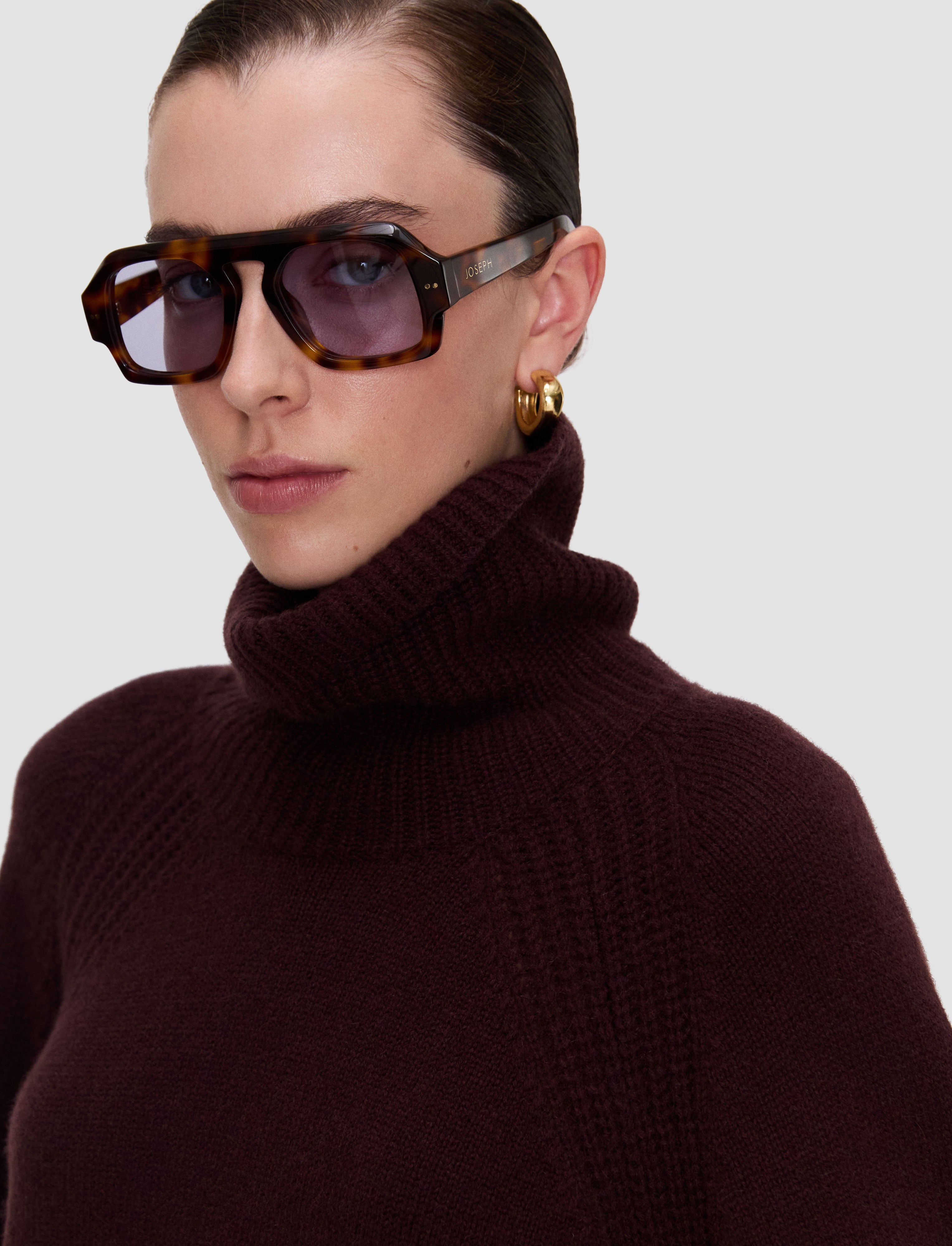 紫-loftus-pure-cashmere-ハイネックセーター-JOSEPH