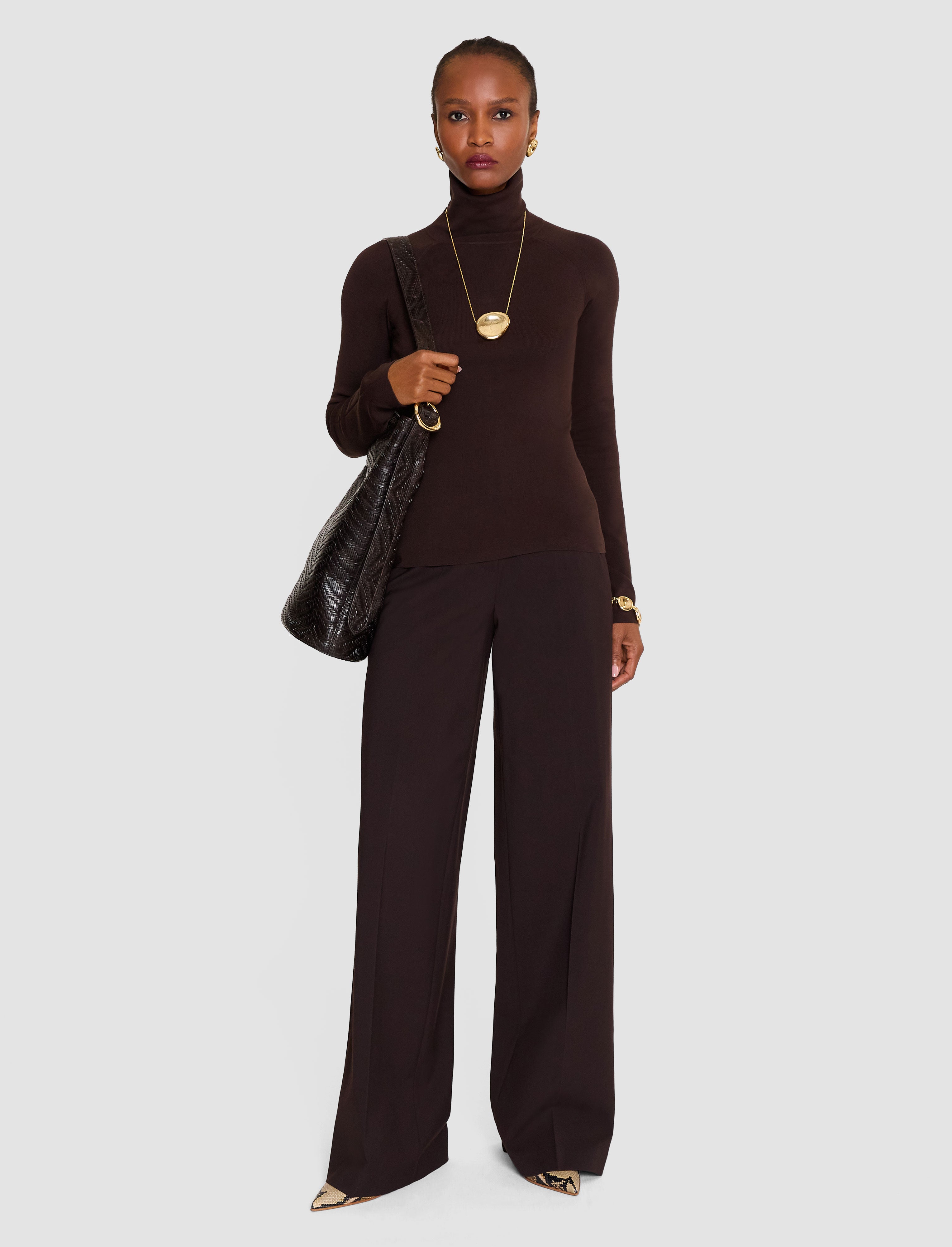 marron-top-col-montant-lola-en-stretch-de-soie-JOSEPH