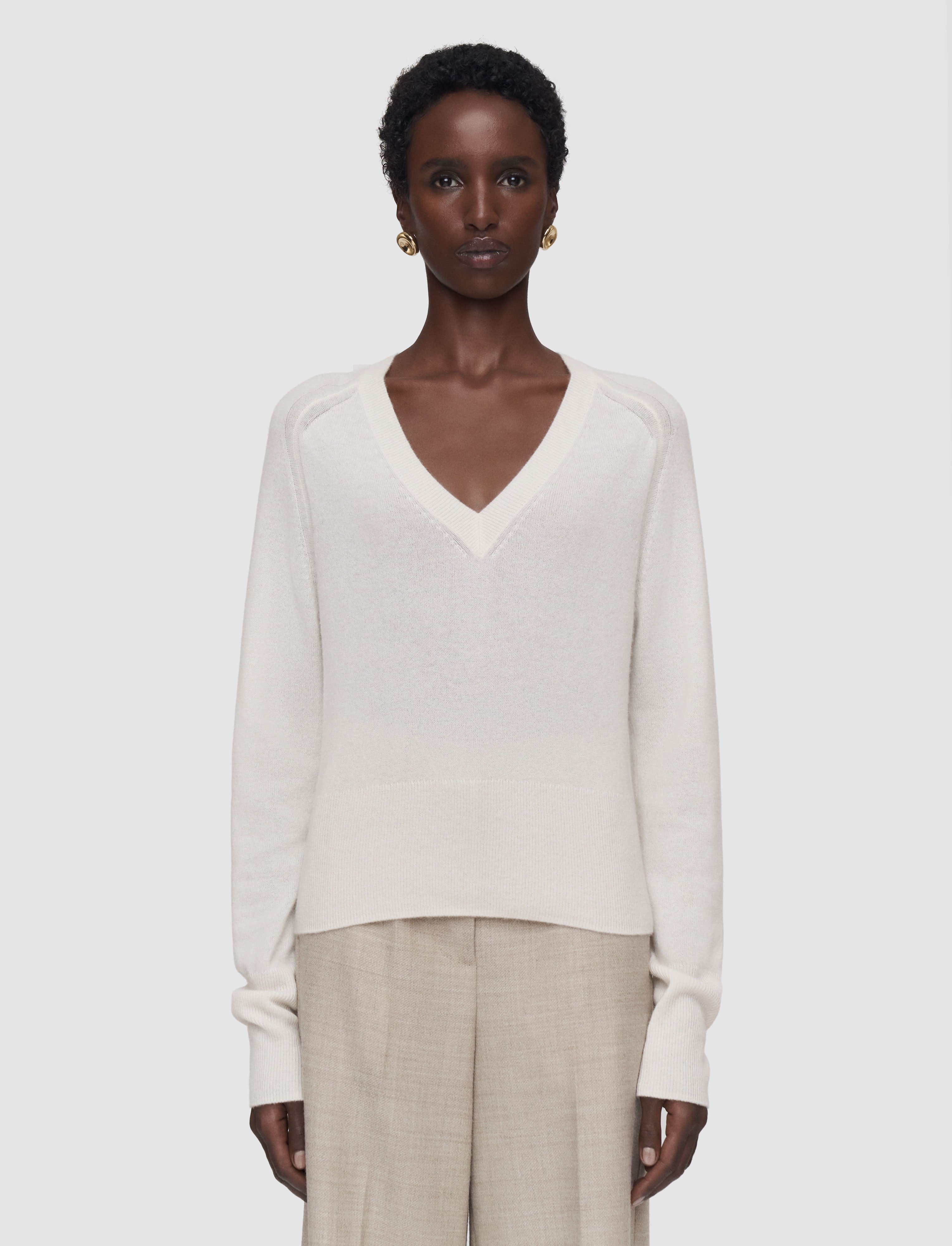 white-lucille-light-pure-cashmere-v-neck-jumper-JOSEPH
