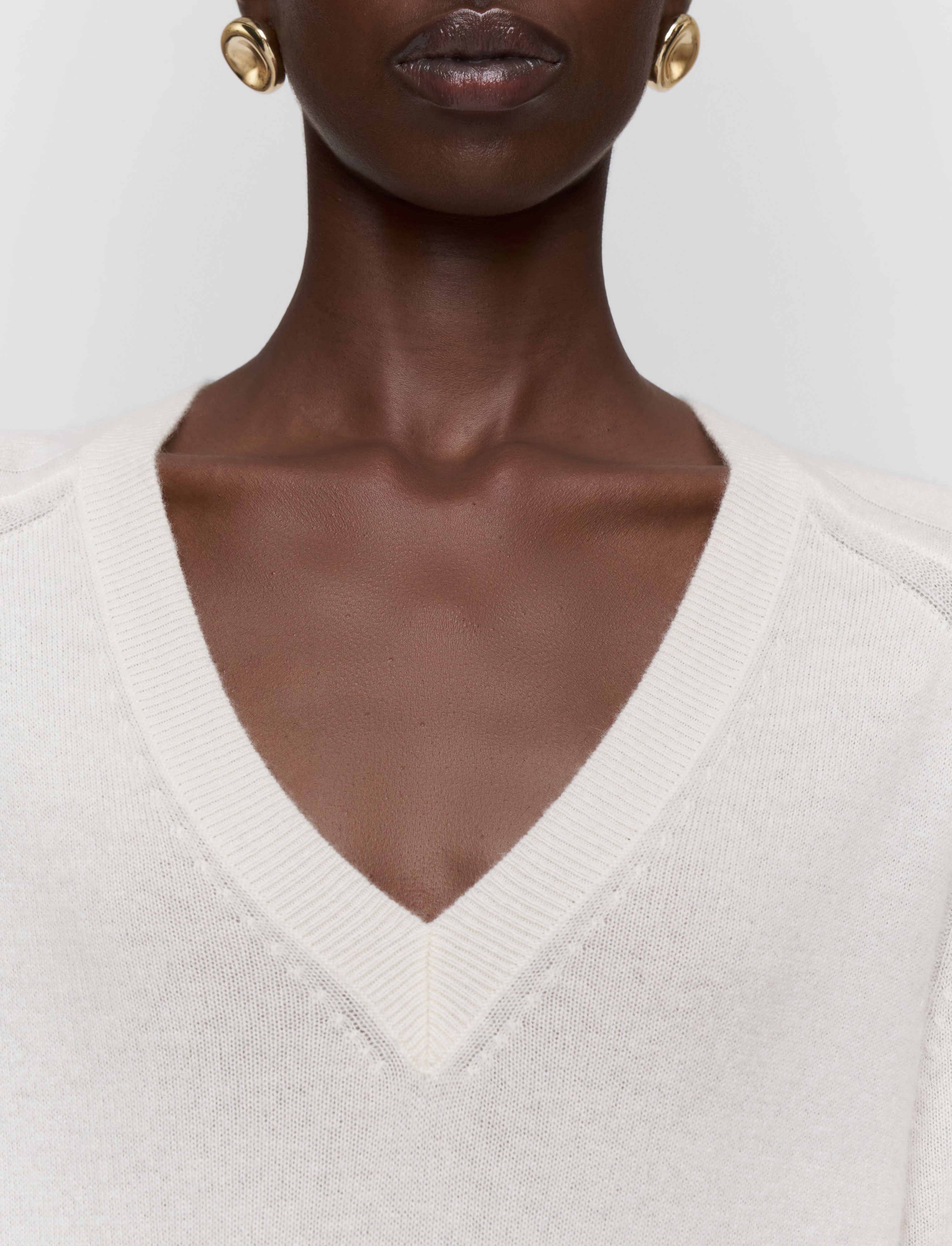 white-lucille-light-pure-cashmere-v-neck-jumper-JOSEPH
