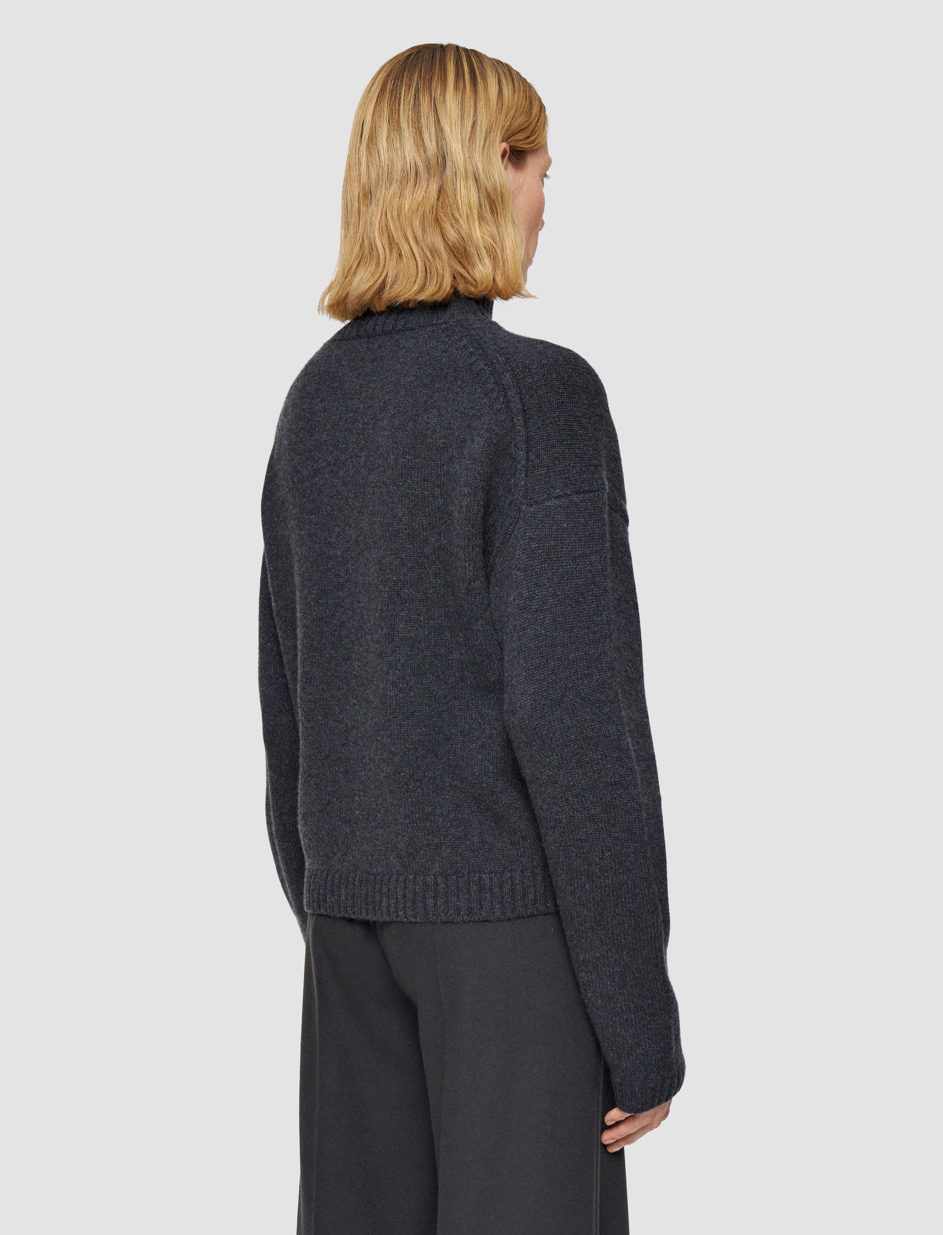 グレー-luxe-cashmere-ハイネックジャンパー-JOSEPH