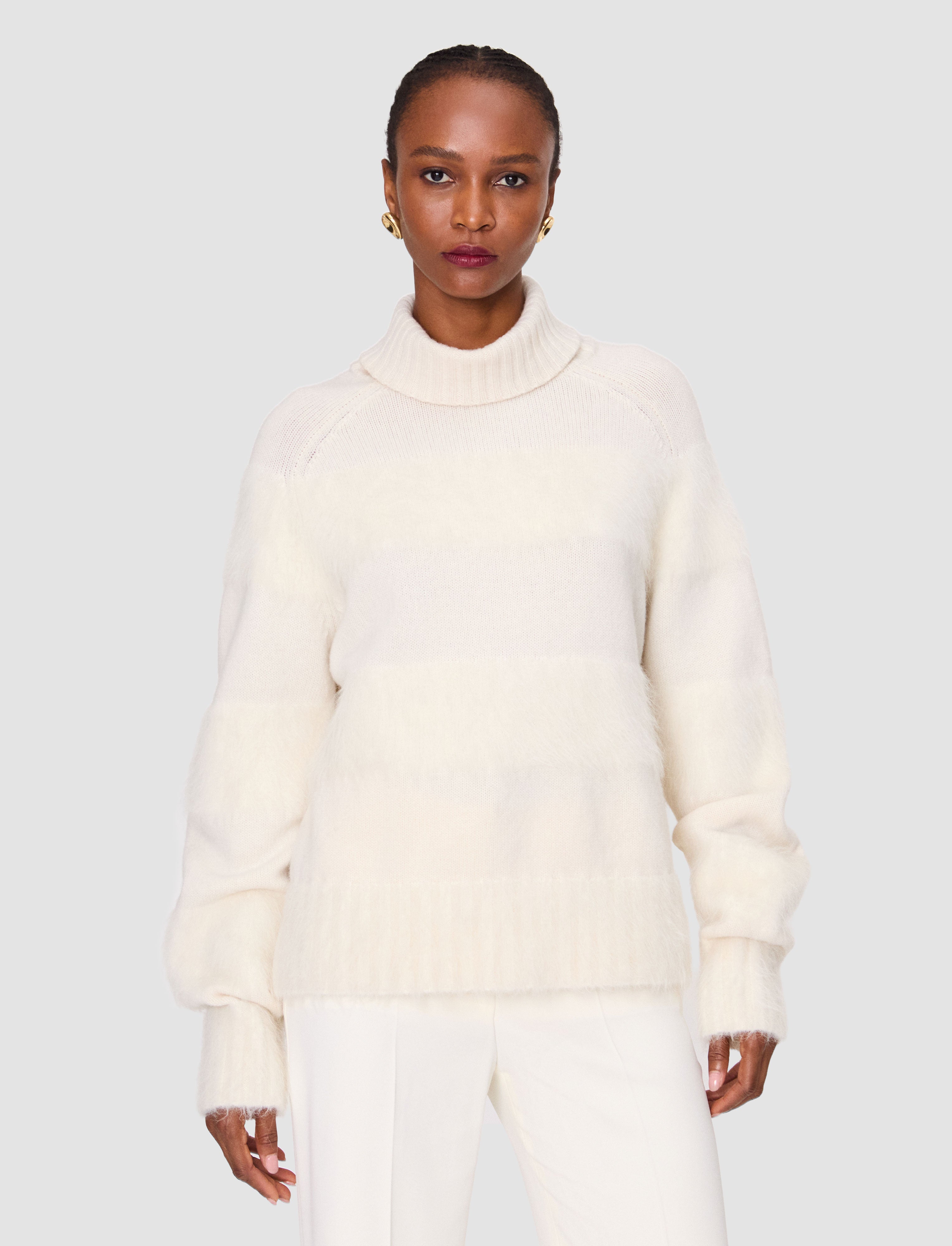 blanc-pull-mila-en-alpaga-brosse-raye-JOSEPH