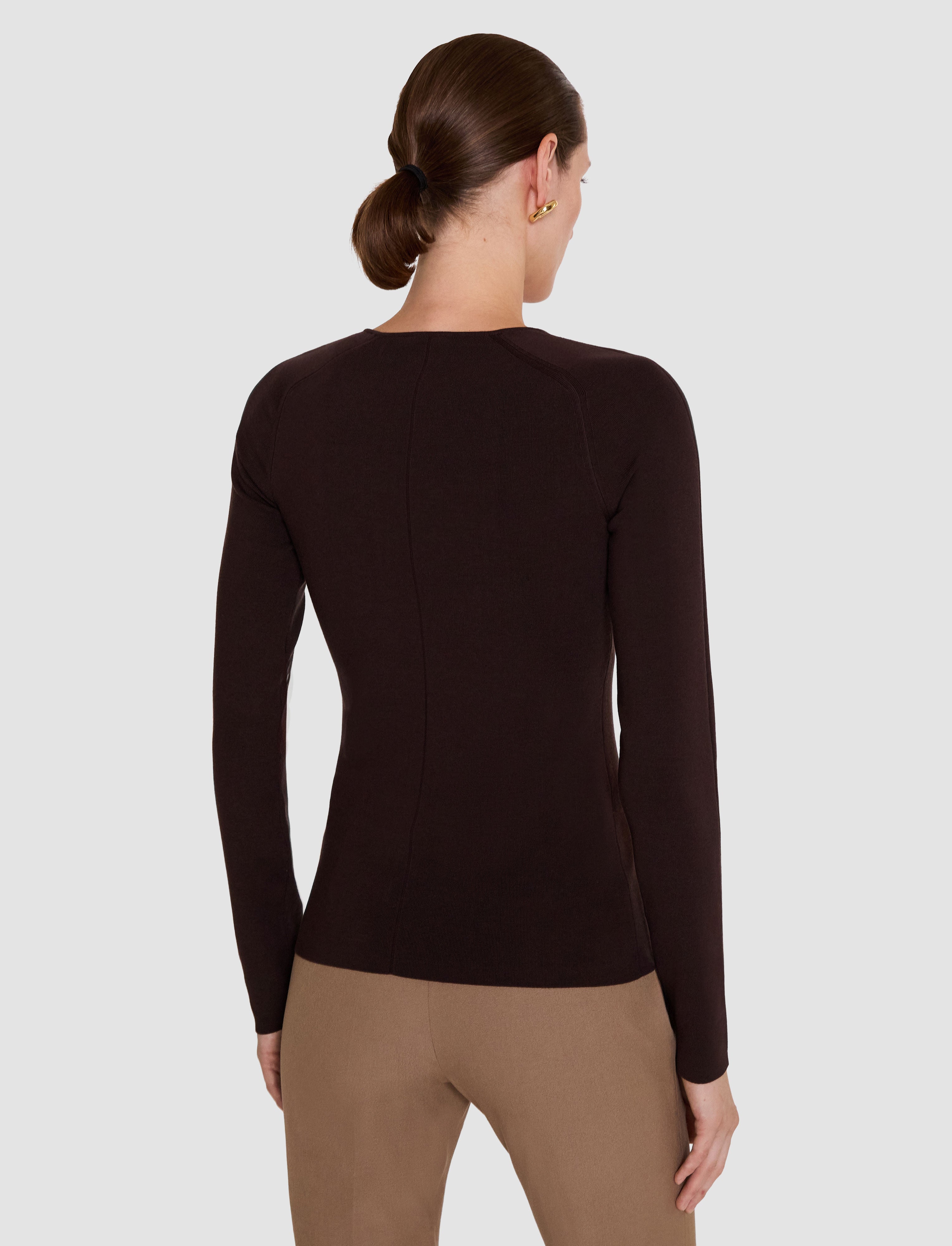 marron-top-nali-en-stretch-de-soie-JOSEPH