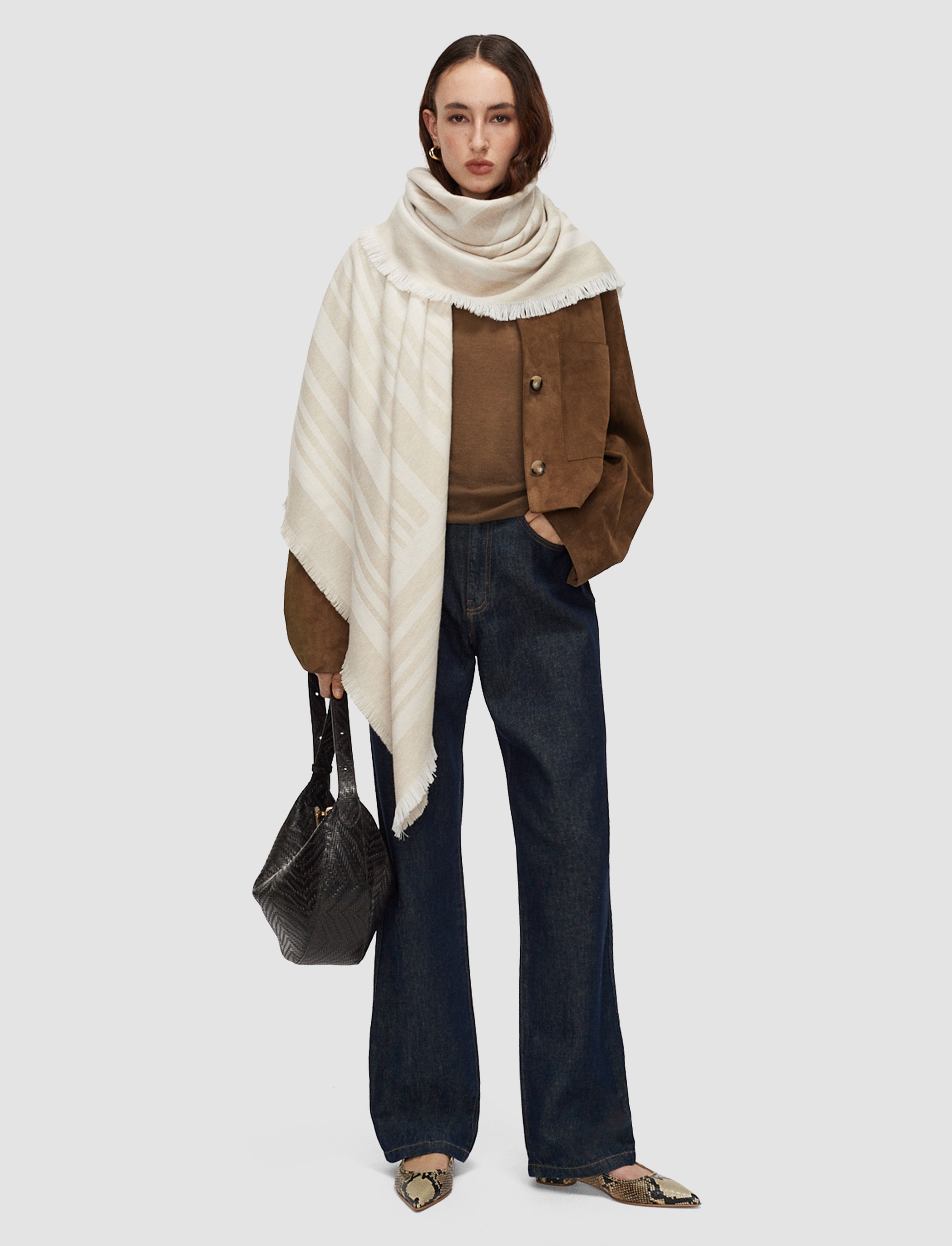 Neoma Wool Jacquard Scarf in Beige | JOSEPH AT