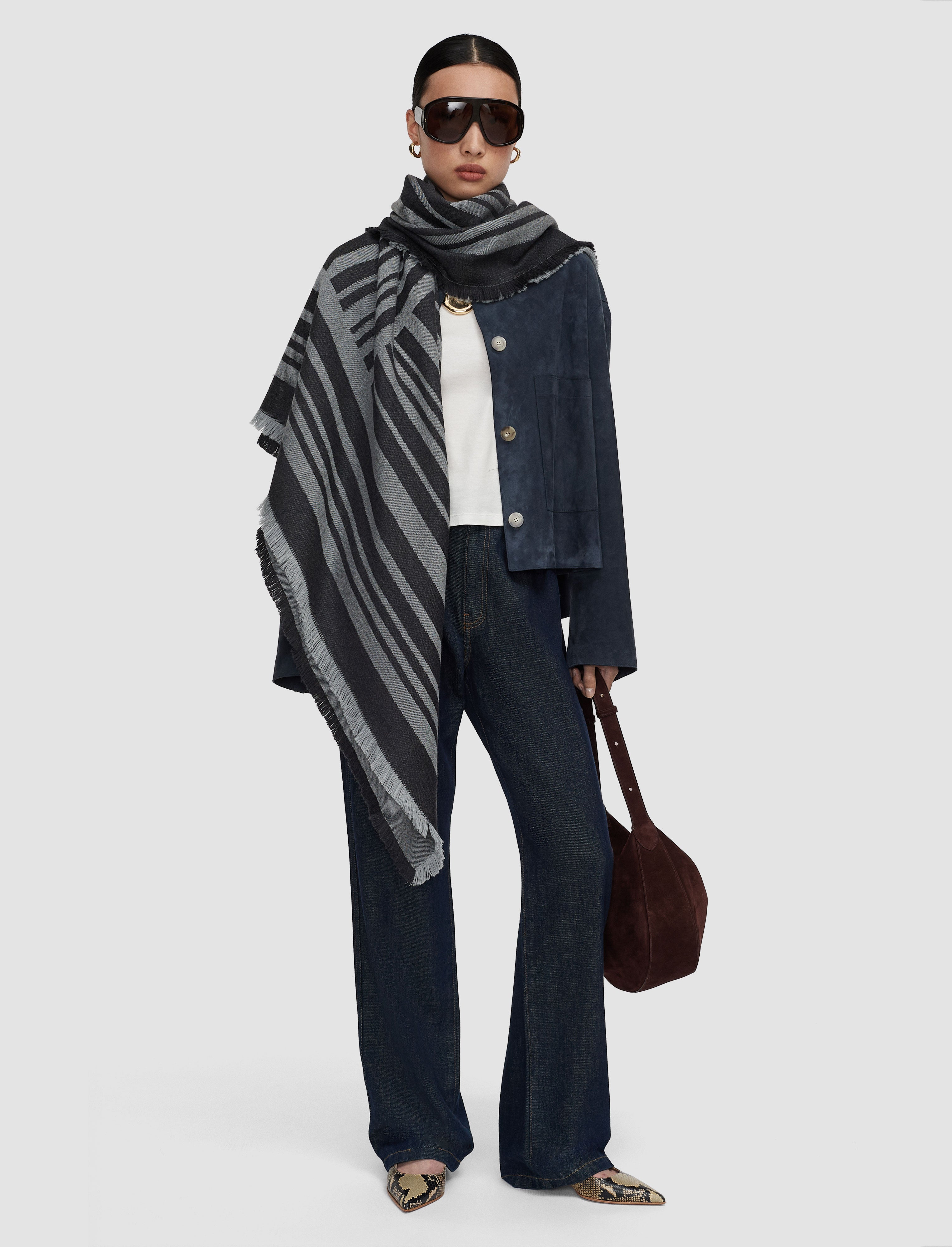 grey-neoma-wool-jacquard-scarf-JOSEPH