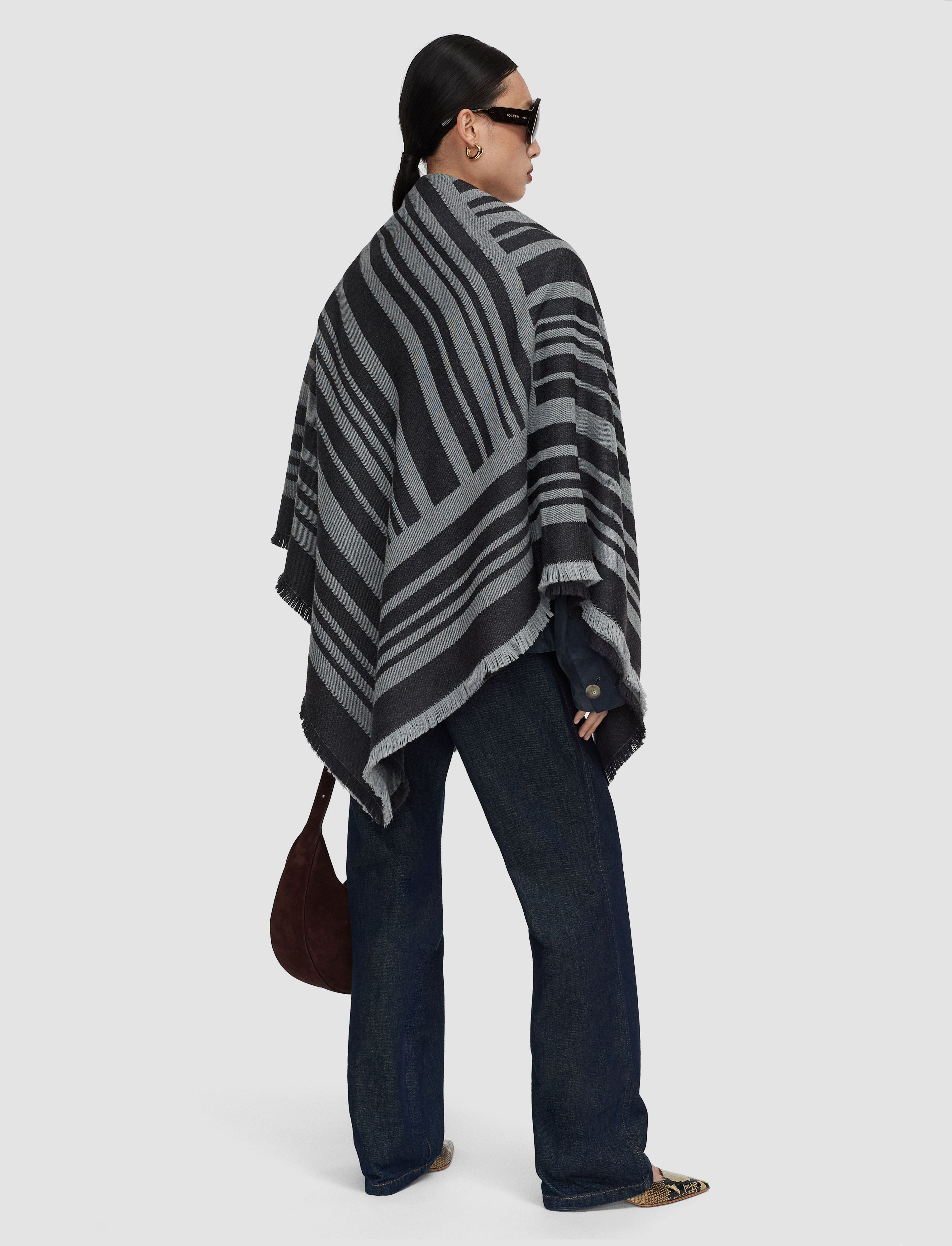 grey-neoma-wool-jacquard-scarf-JOSEPH