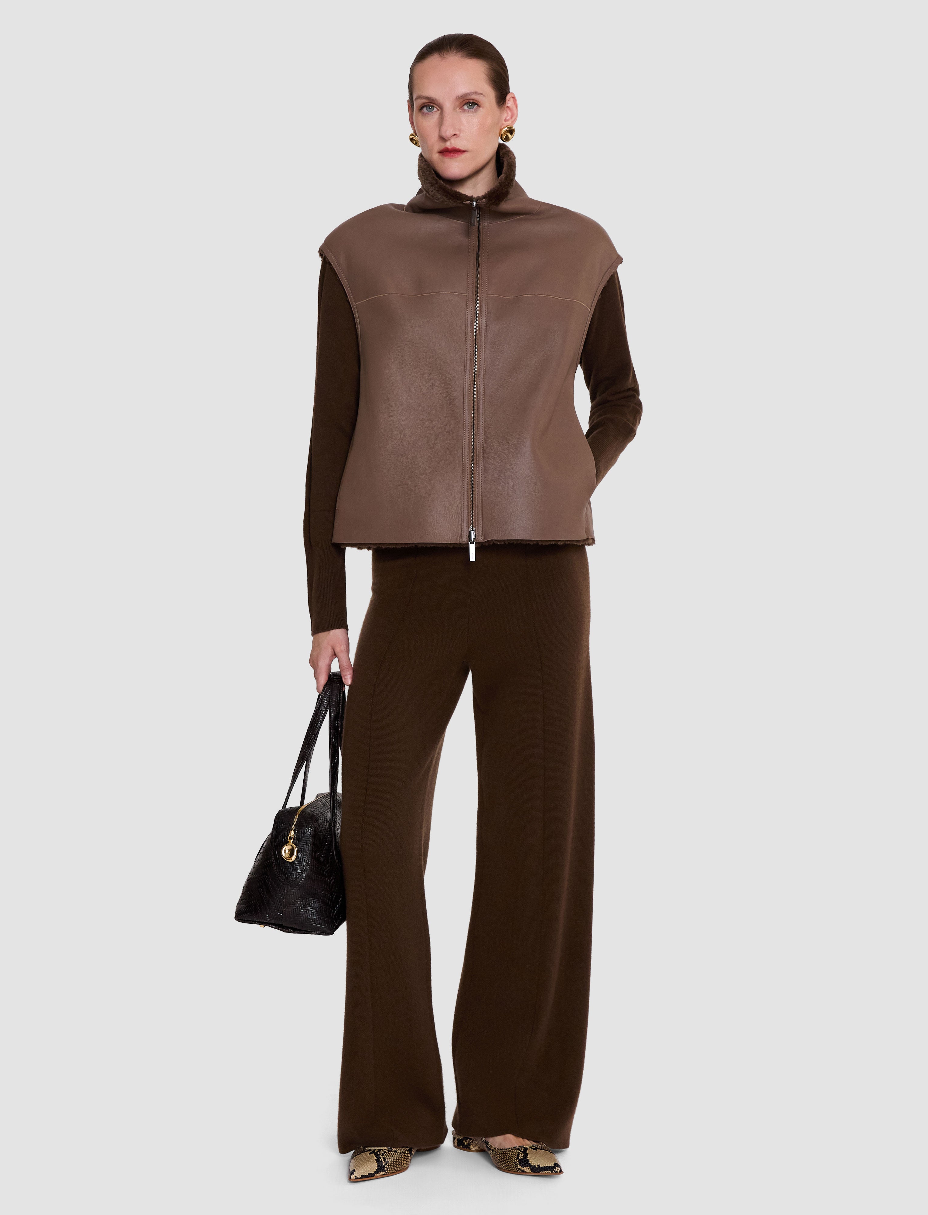 marron-gilet-nico-reversible-en-peau-lainee-texture-JOSEPH