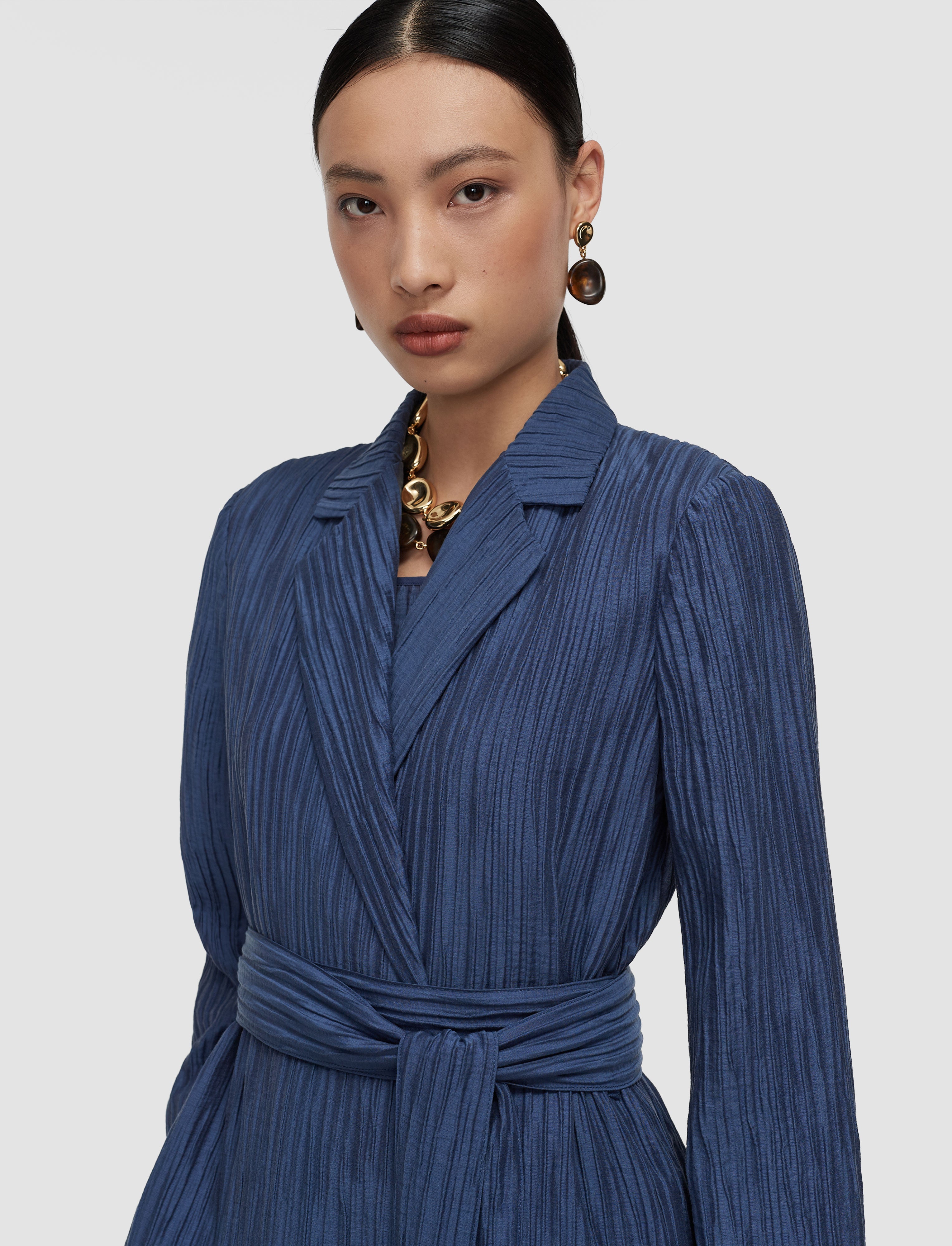 bleu-veste-nymph-en-crepe-froisse-fluide-JOSEPH