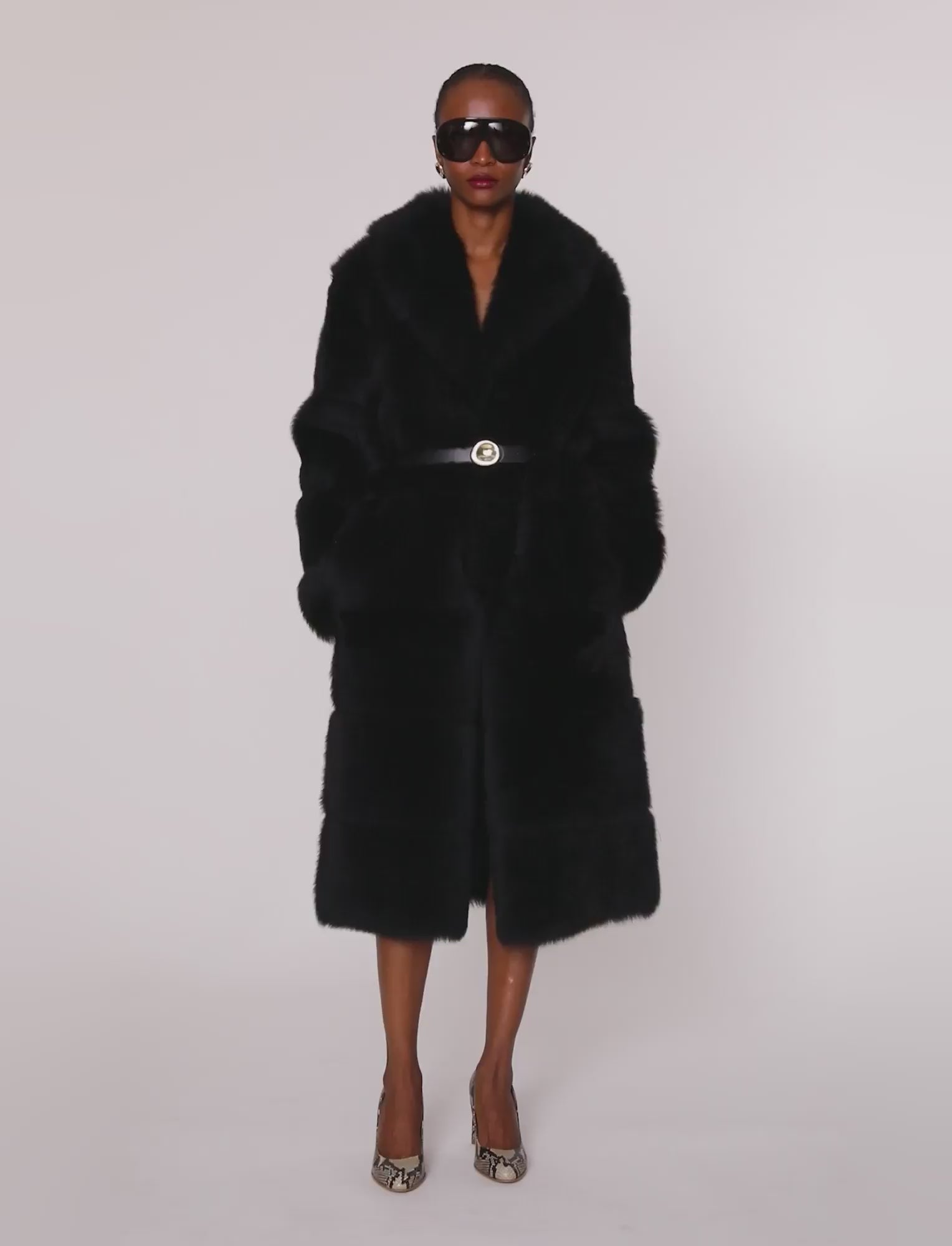 marron-manteau-elektra-en-shearling-long-poil-JOSEPH