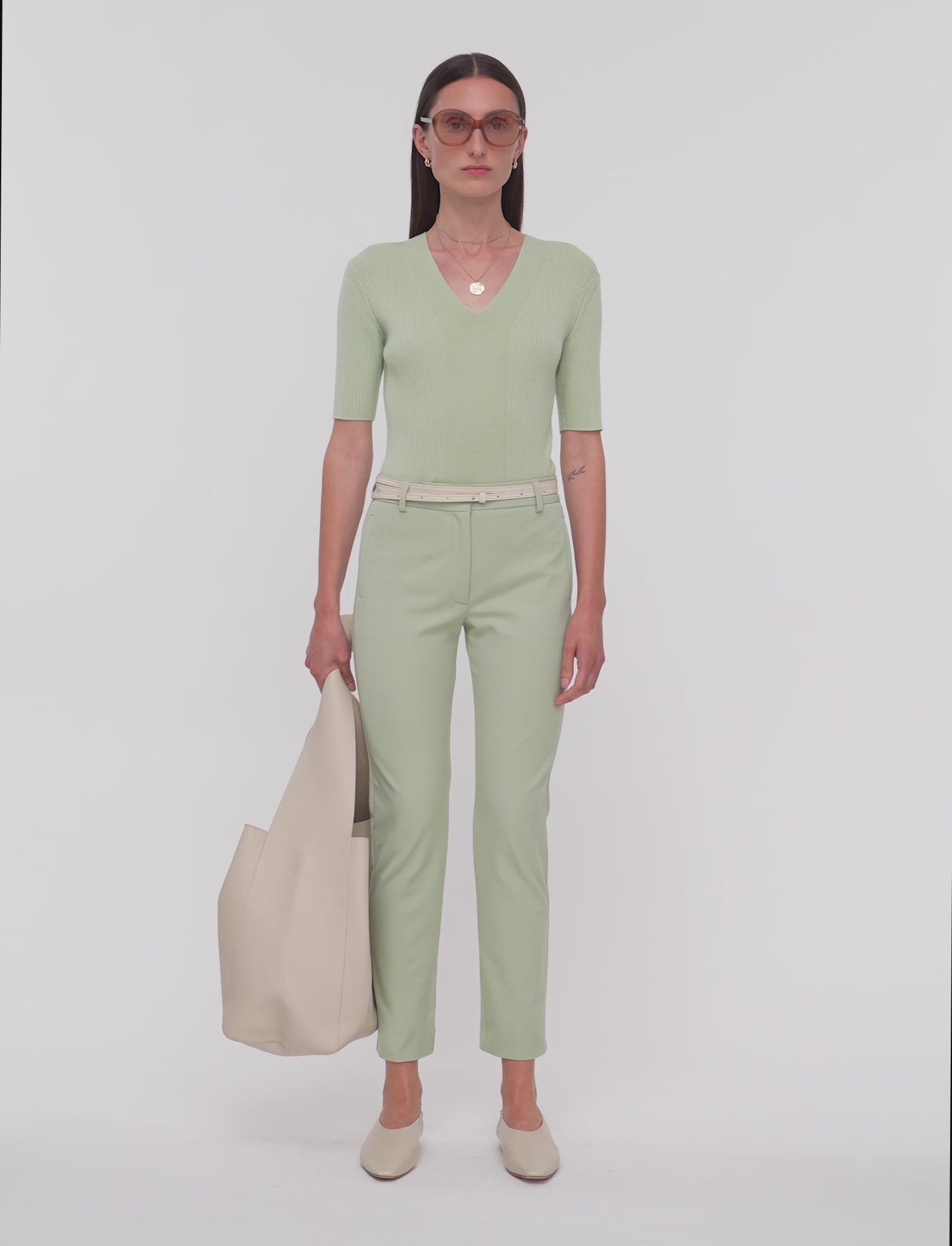 vert-pantalon-new-eliston-en-gabardine-stretch-JOSEPH