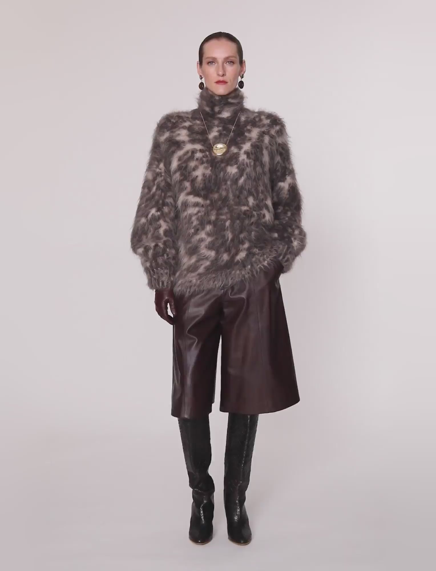 marron-pull-esme-en-alpaga-duveteux-JOSEPH