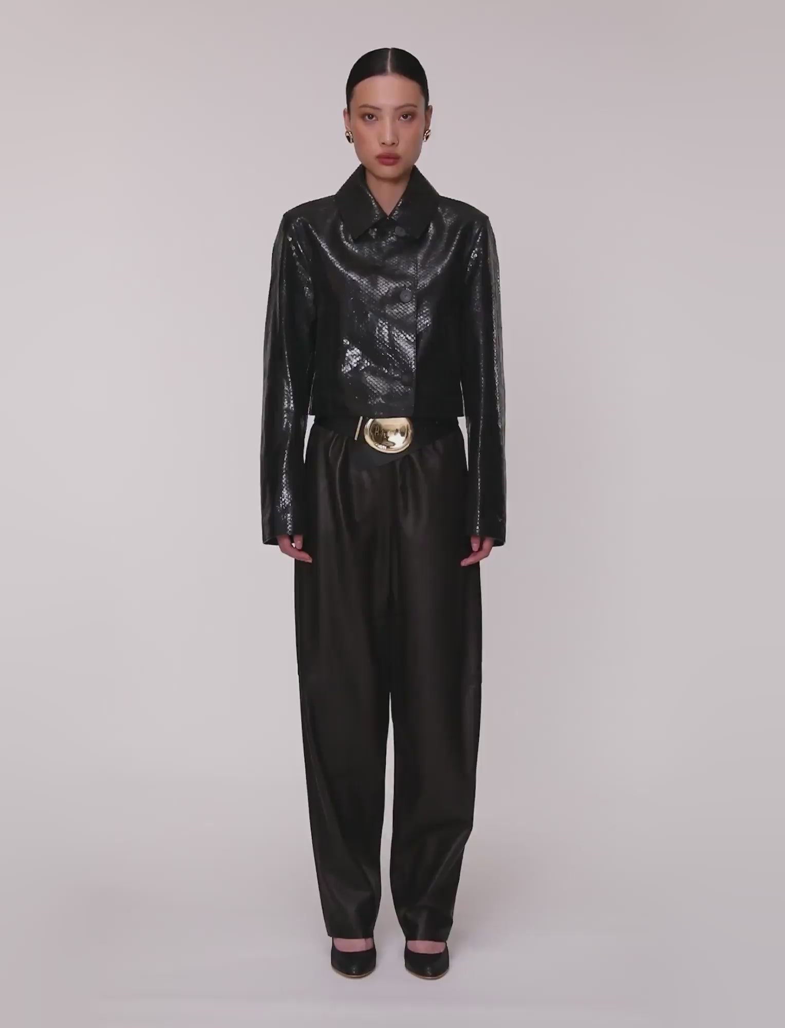 黒-edale-scaled-leather-ジャケット-JOSEPH