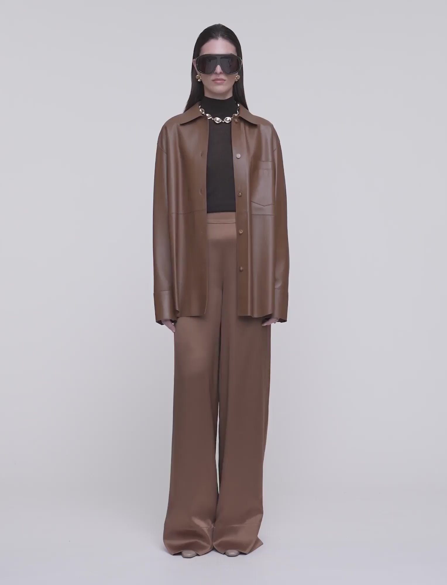 marron-pantalon-dijon-en-satin-de-soie-JOSEPH