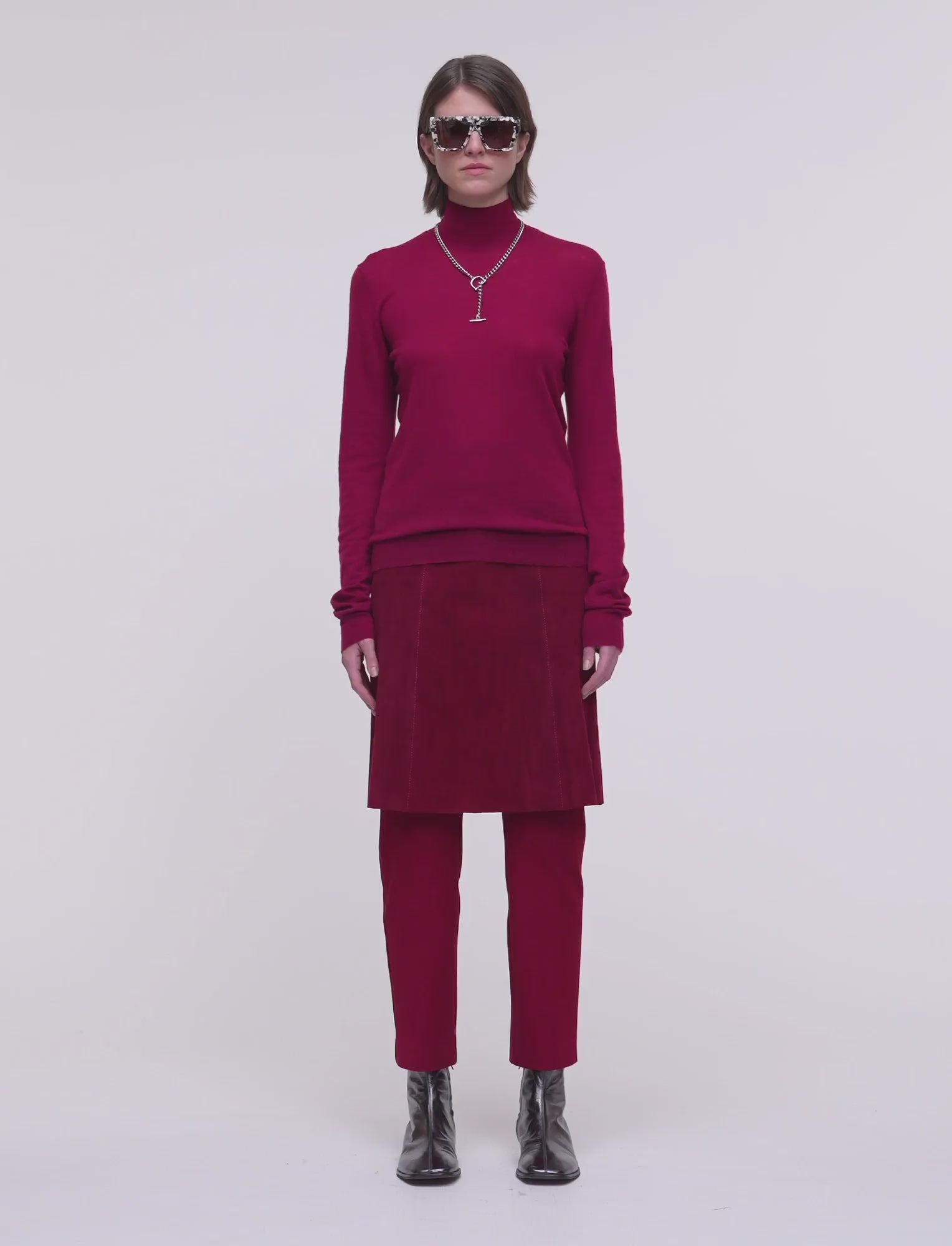 rouge-pull-col-montant-en-cashair-JOSEPH