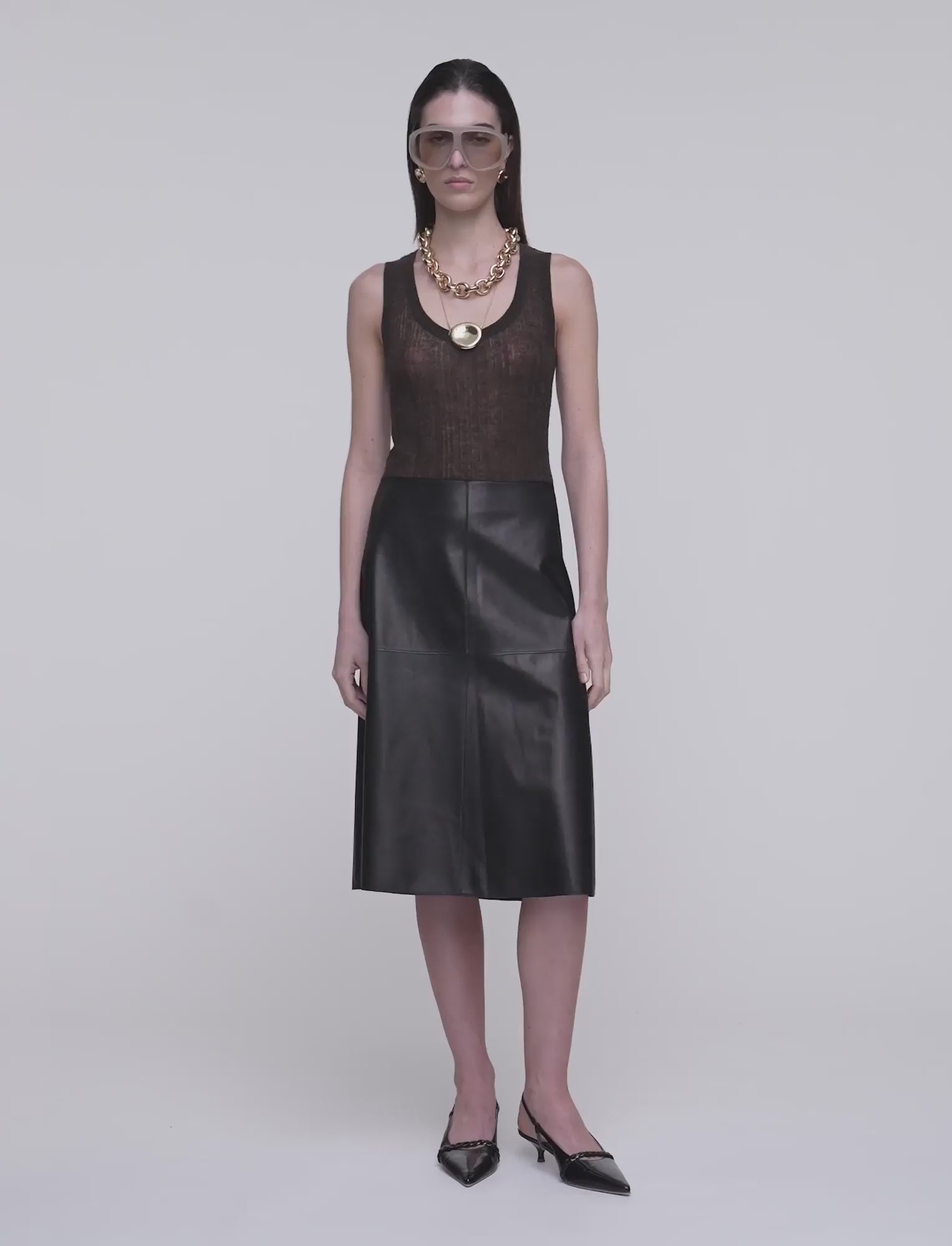 noir-jupe-niven-en-cuir-nappa-souple-JOSEPH