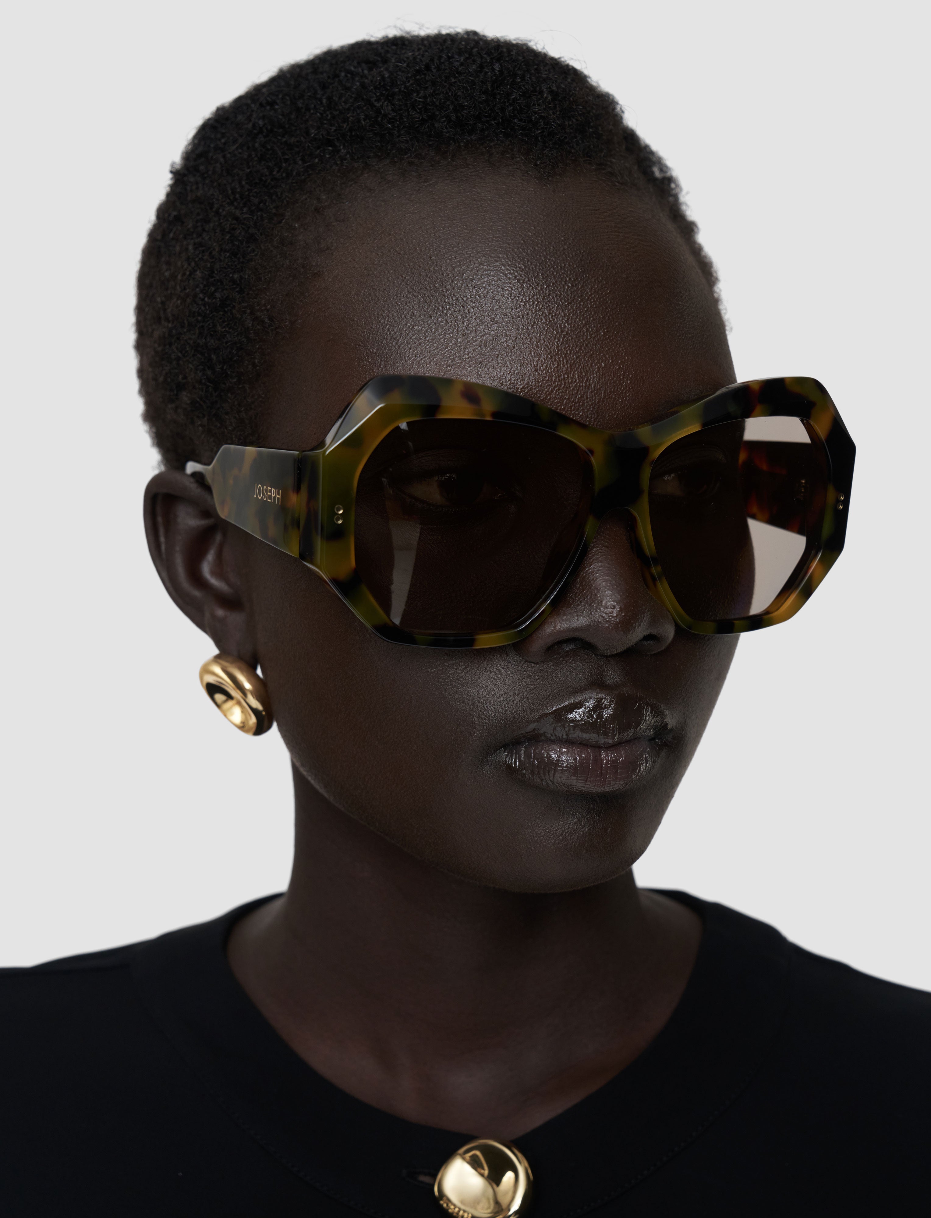 marron-lunettes-de-soleil-papillon-slima-JOSEPH