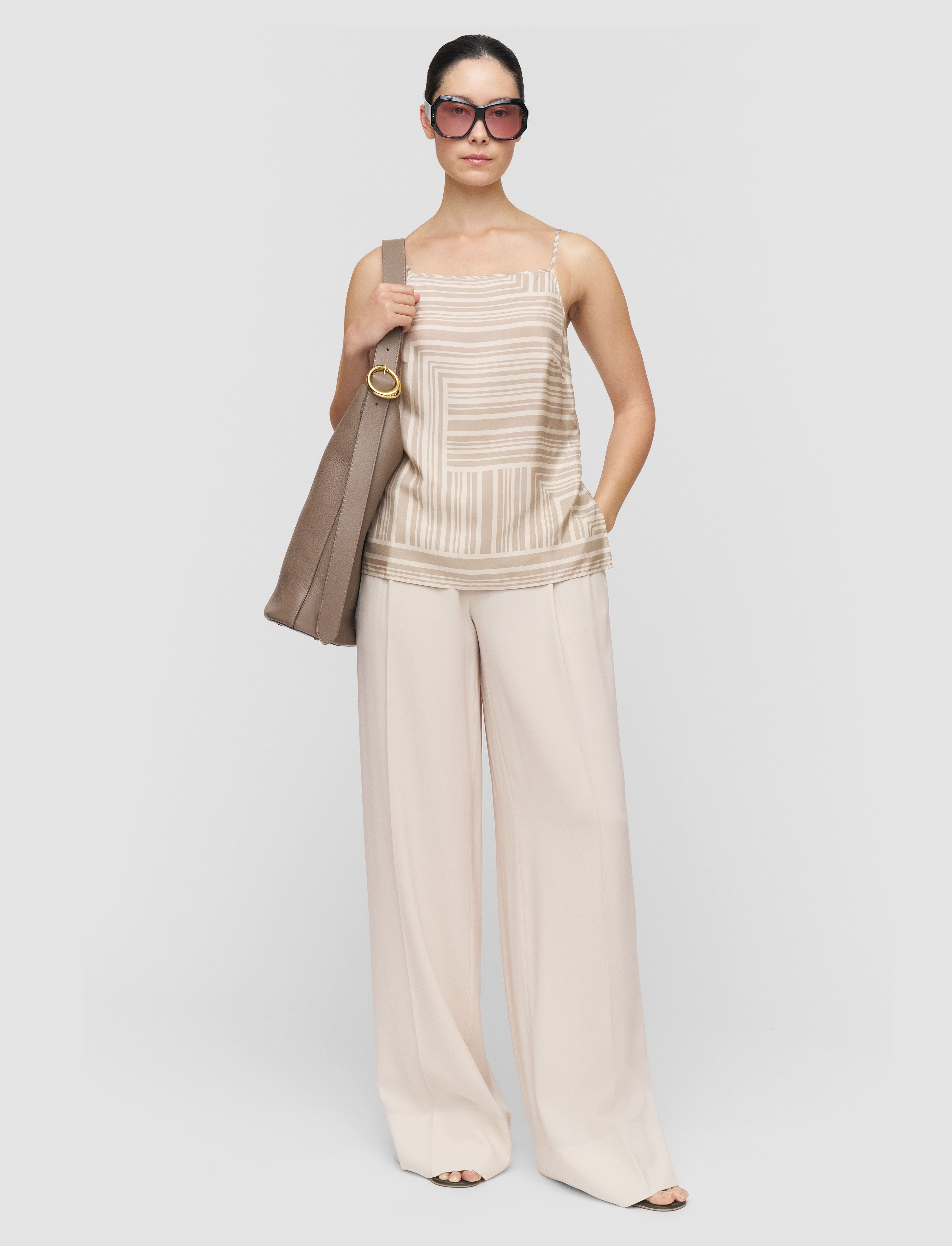 beige-caraco-stace-en-soie-imprimee-JOSEPH