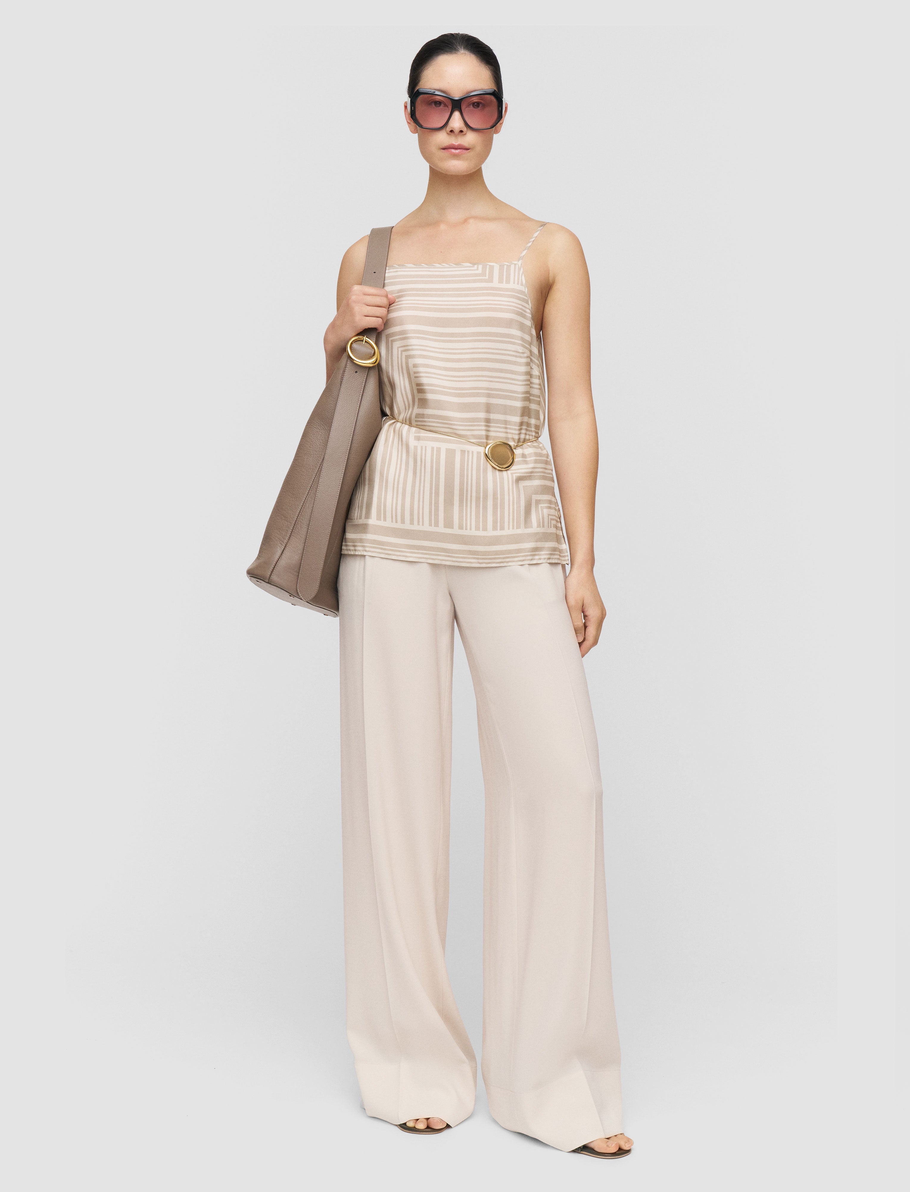 beige-caraco-stace-en-soie-imprimee-JOSEPH