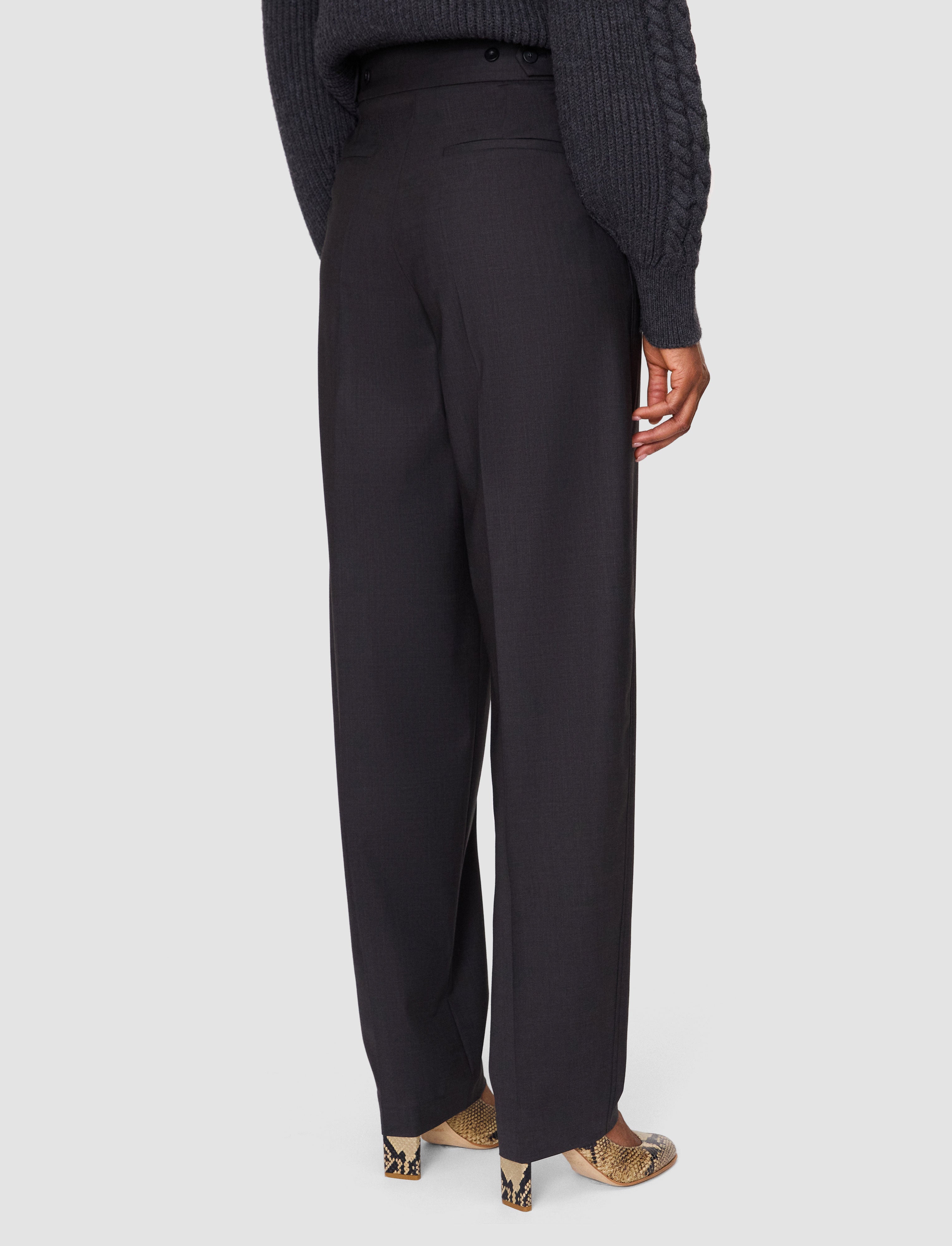 gris-pantalon-toni-en-laine-tailleur-JOSEPH