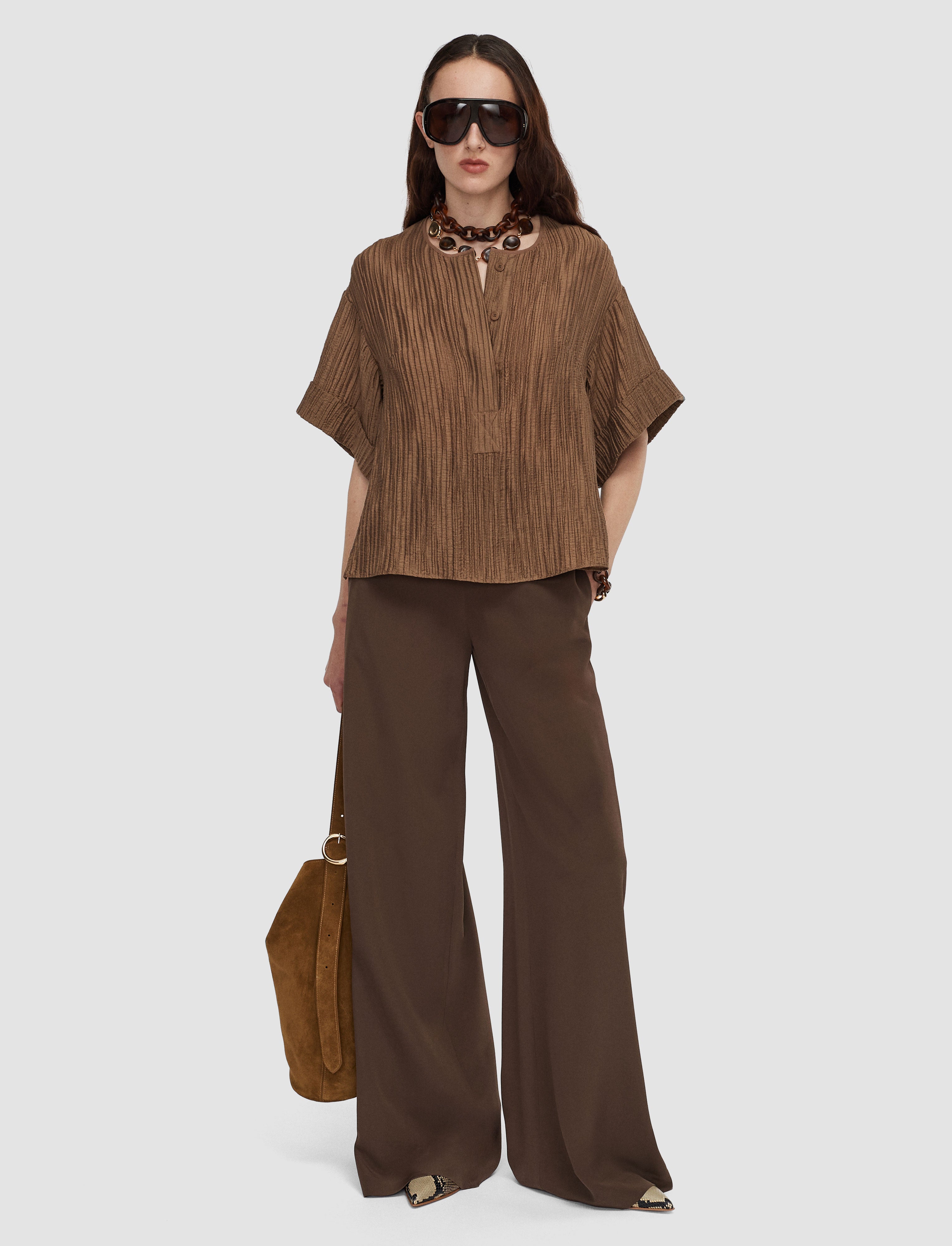 marron-blouse-yani-en-crepe-froisse-fluide-JOSEPH