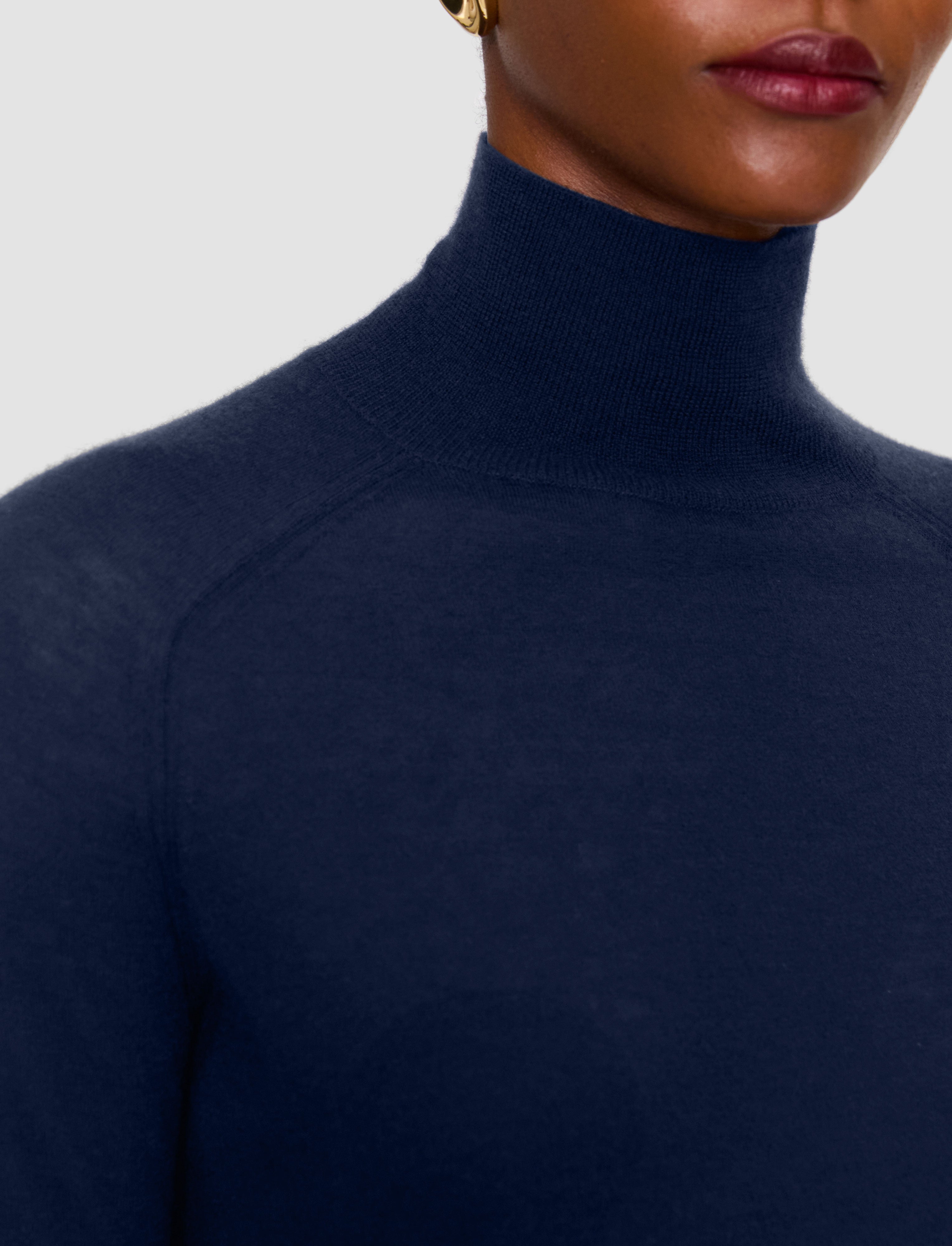 bleu-pull-col-montant-yara-en-cashair-JOSEPH